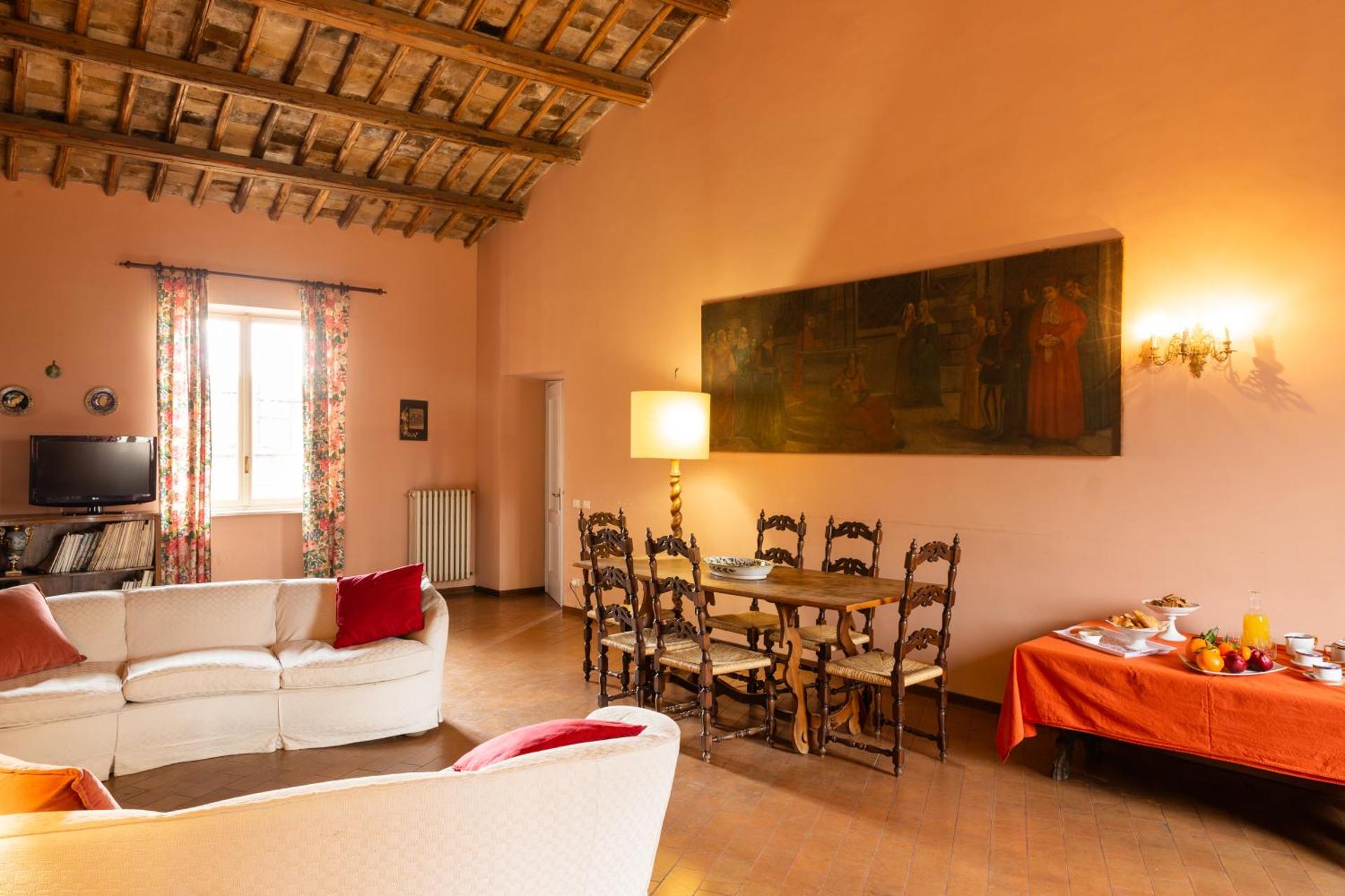 Communal lounge/ TV room