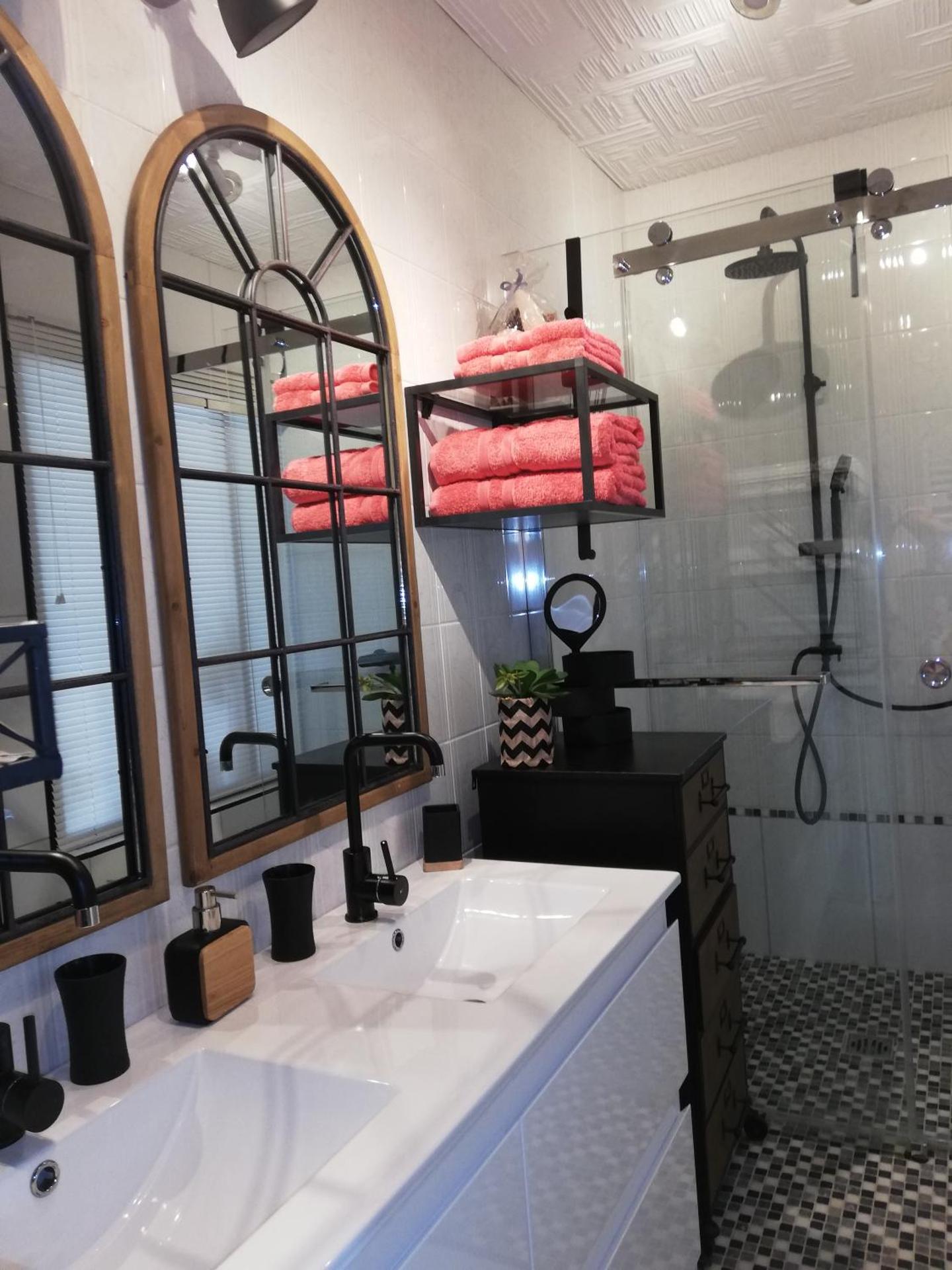 Appartement terrasse esprit loft vue sur mer