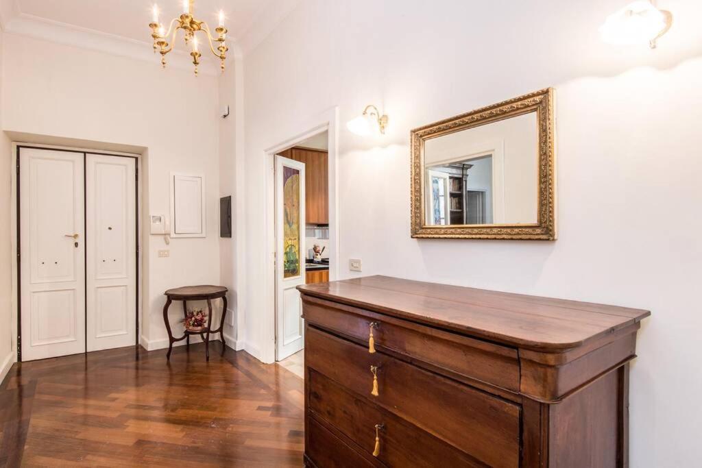 Vatican Large Comfortable Apartment