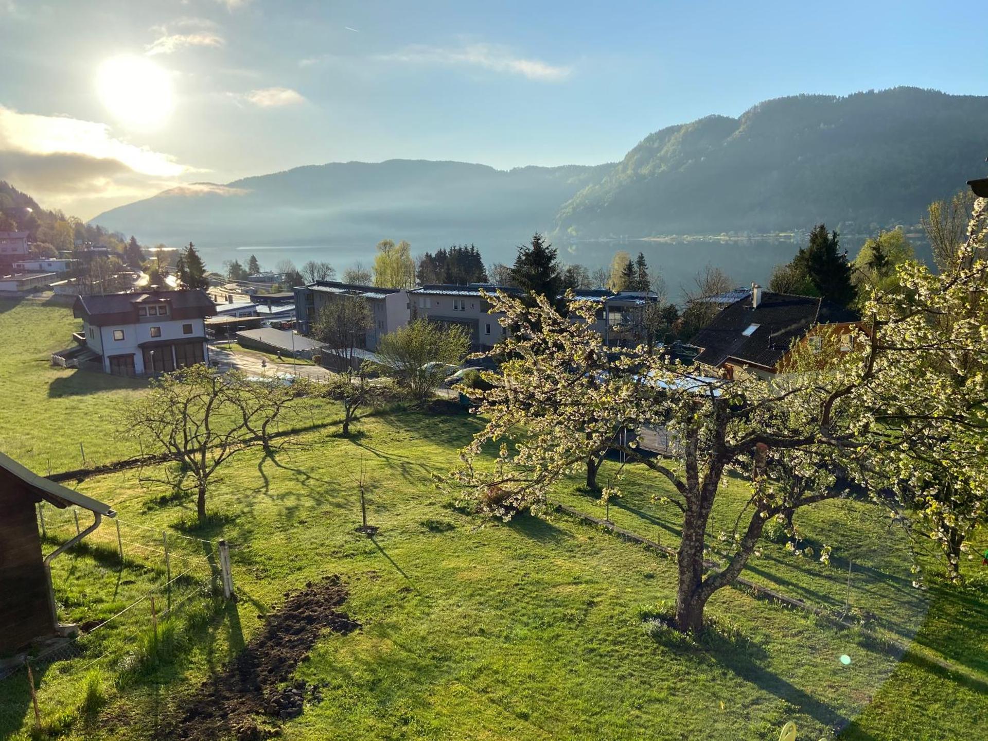 Studio-Apartment with Lake View