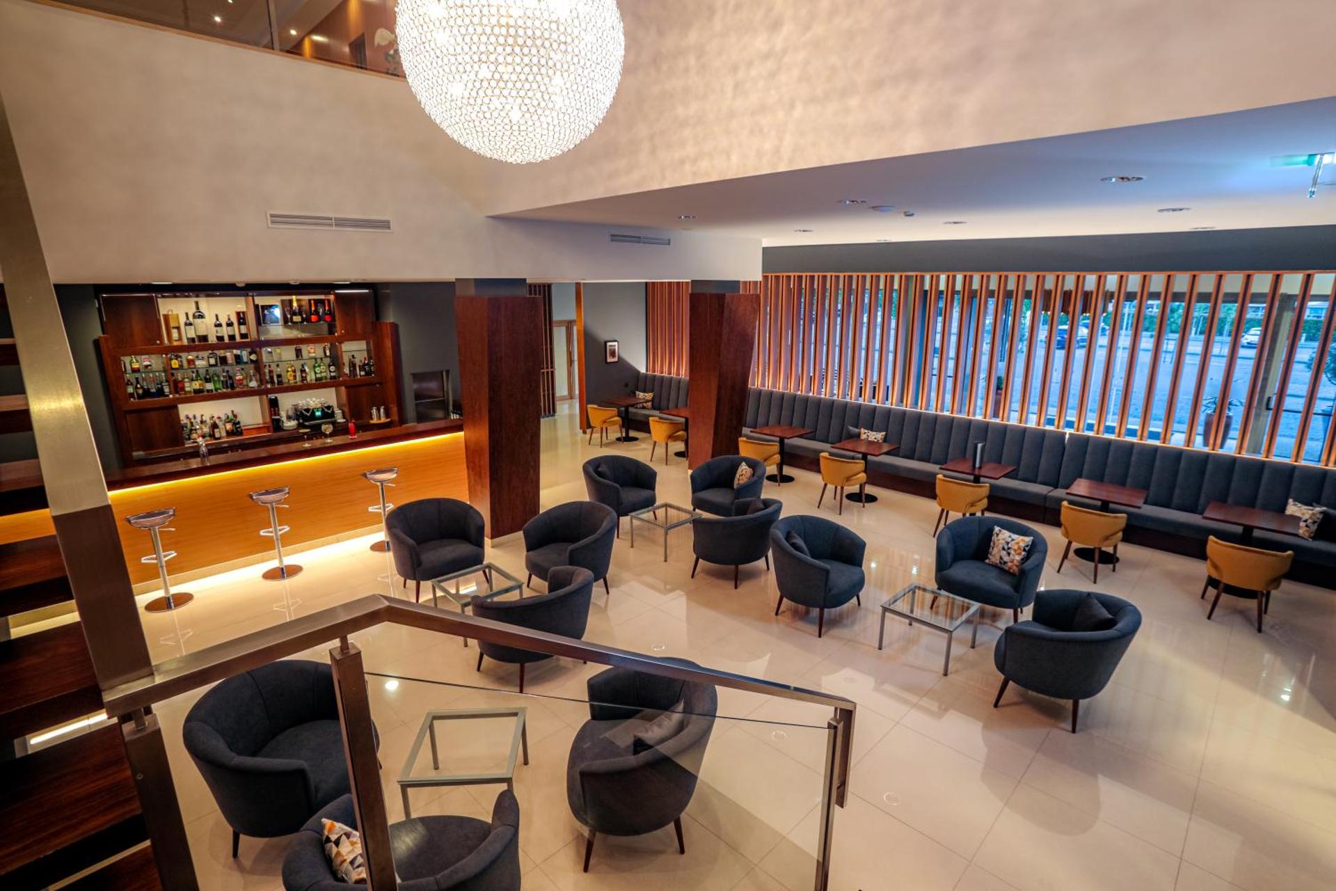 Communal lounge/ TV room