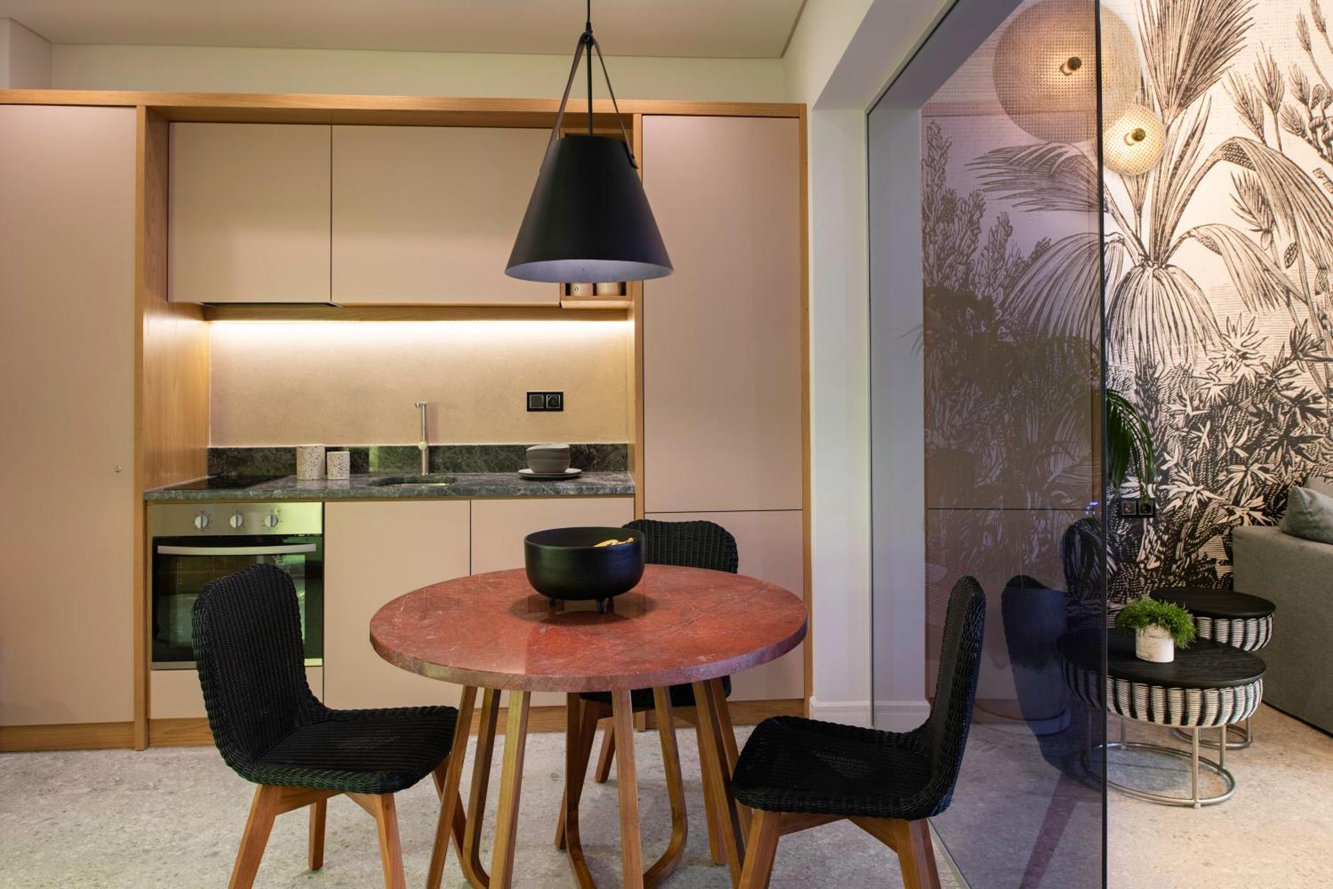 Kitchen or kitchenette