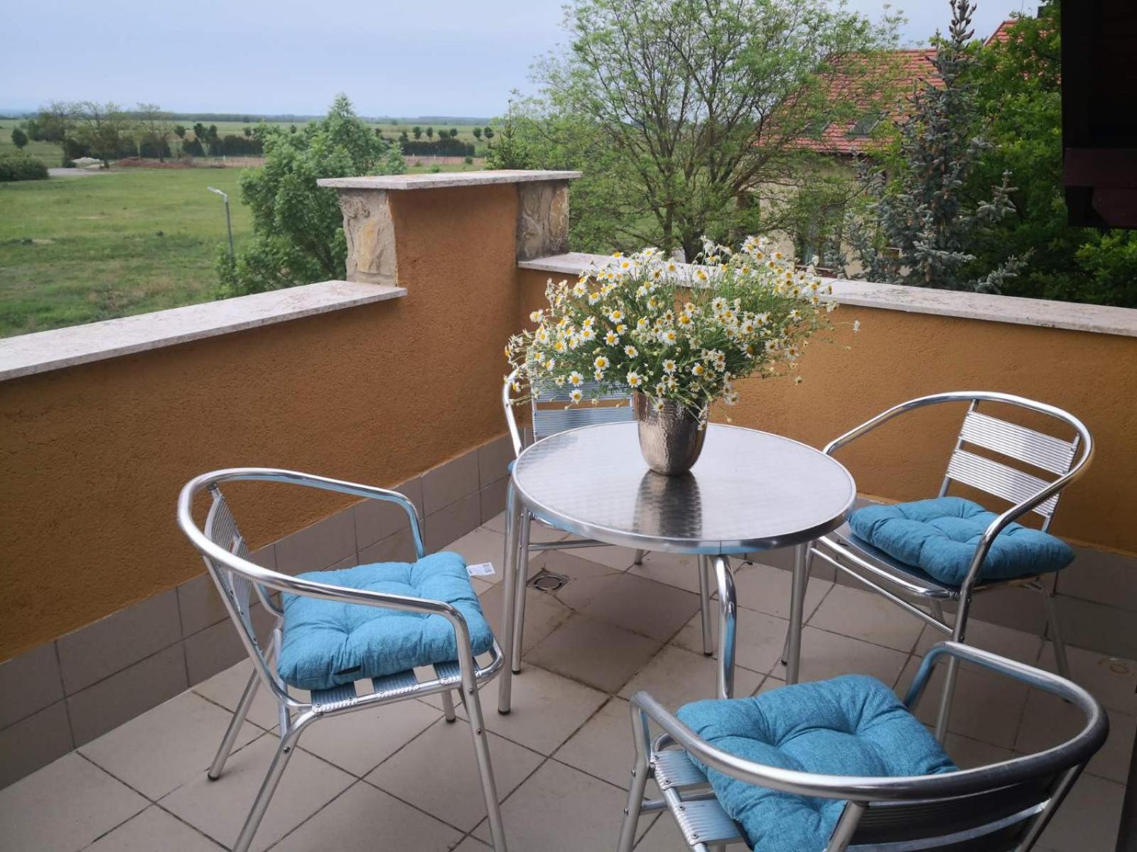 Kamilla Apartman Villapark