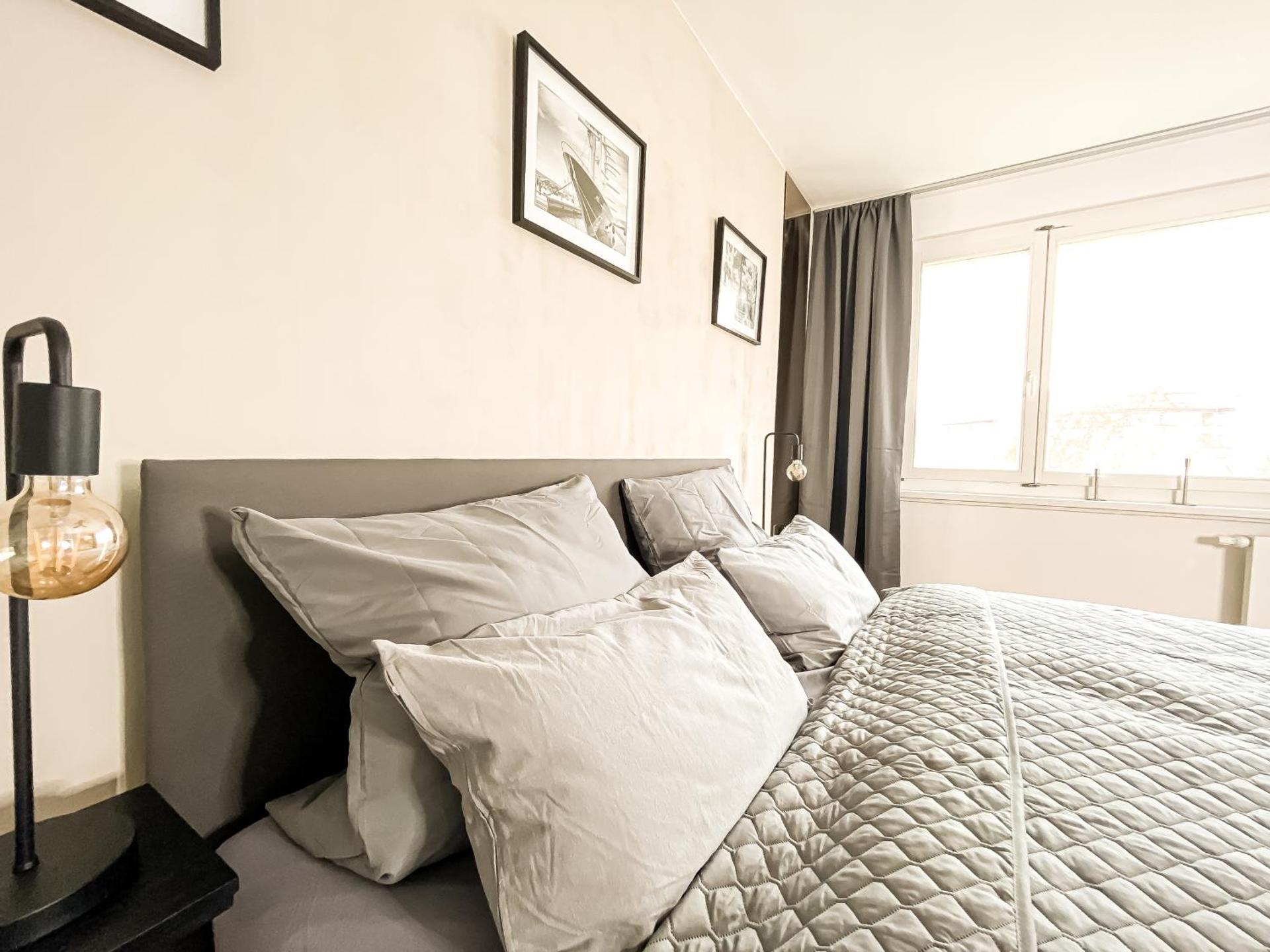 Modernes, mediales Apartment, Nähe der Neuen Leipziger Messe, bis vier Personen