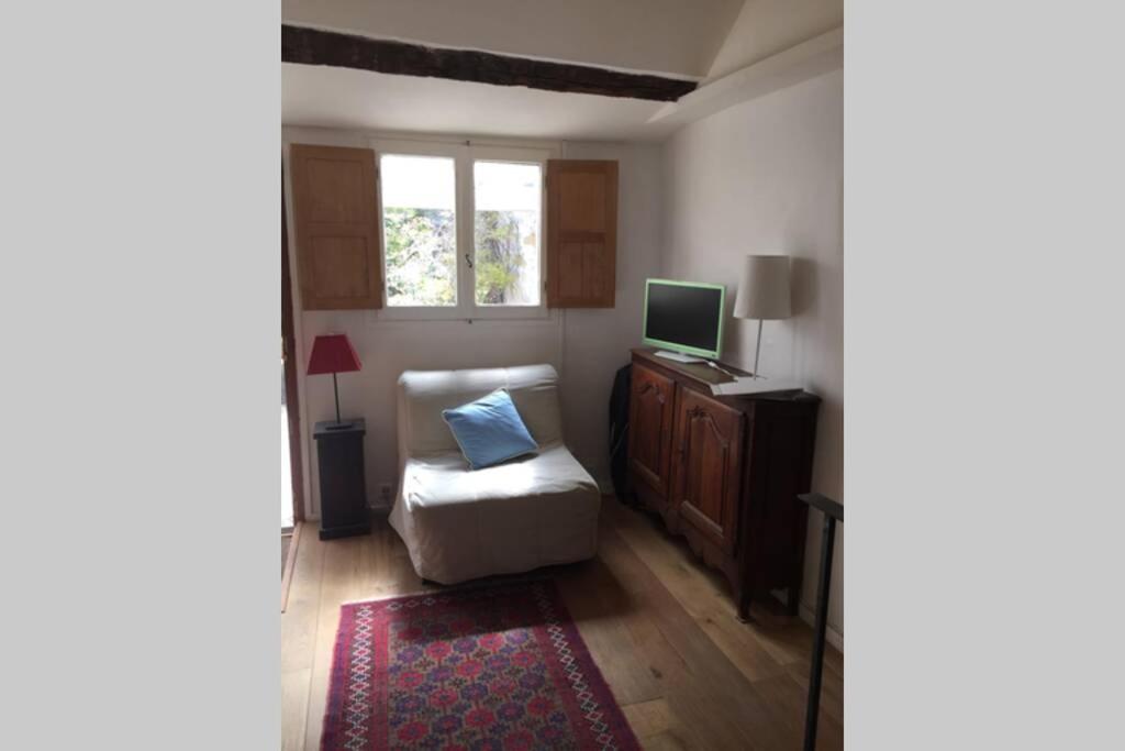 La petite maison médiévale de Melanie