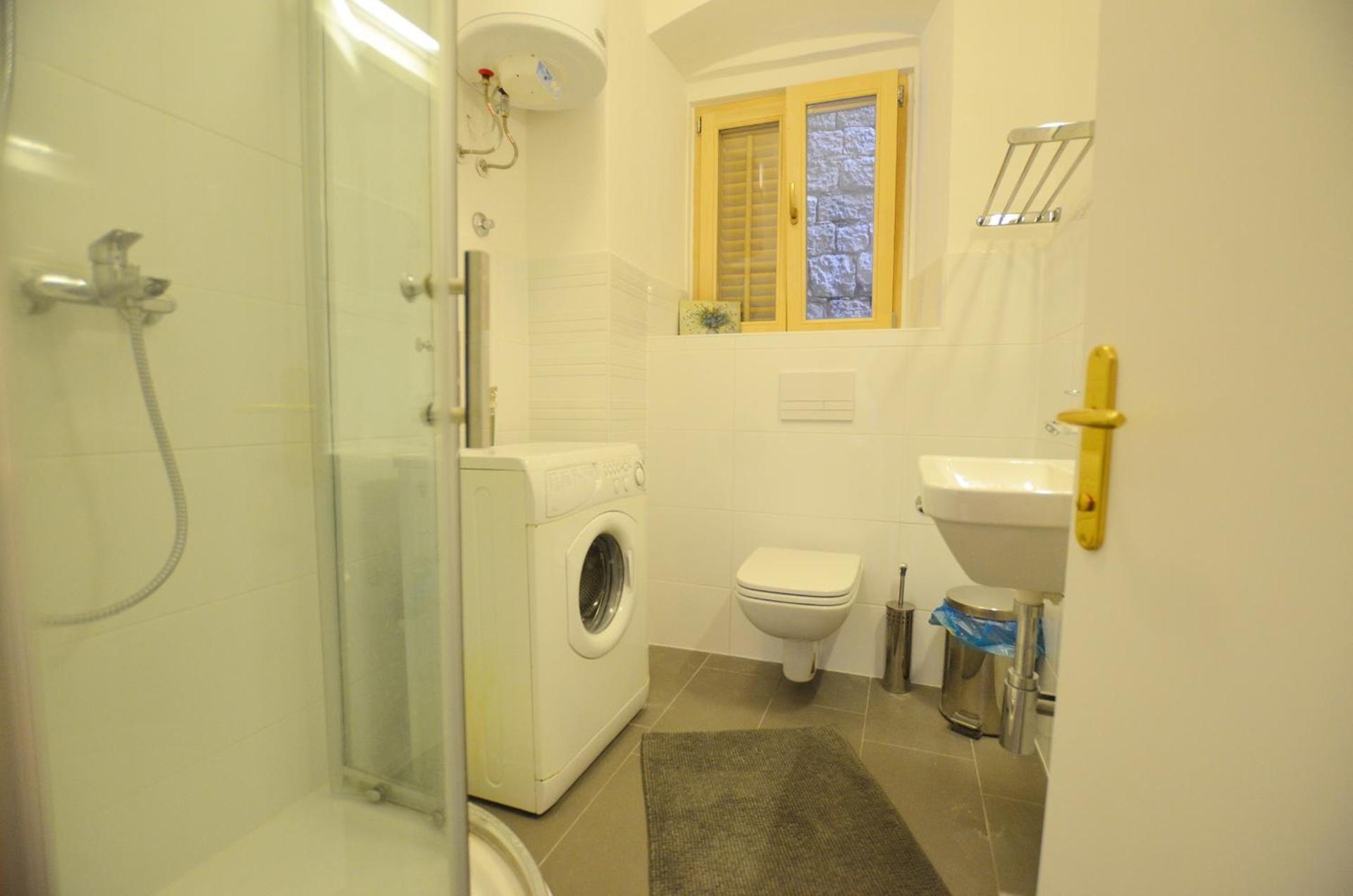 Leko Old Town Apartment