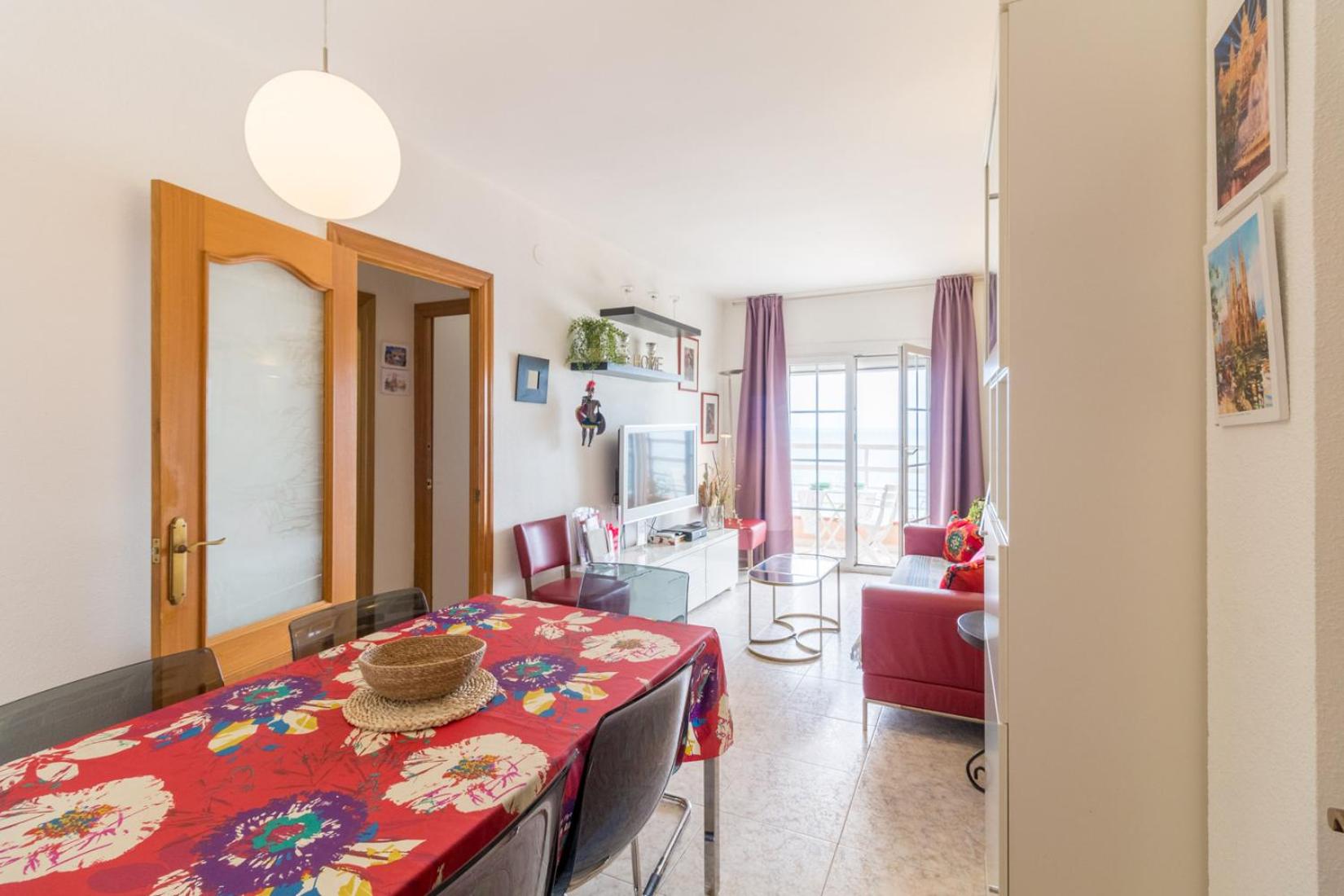 Apartment in front of the Beach