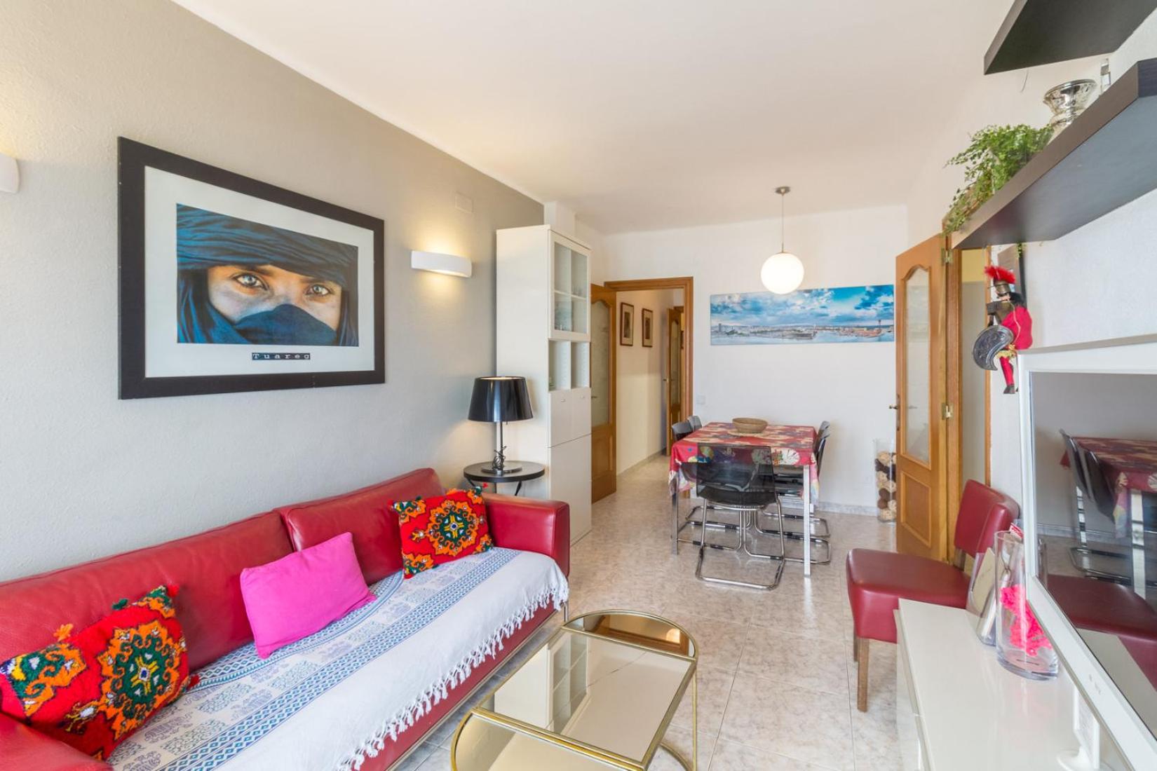 Apartment in front of the Beach