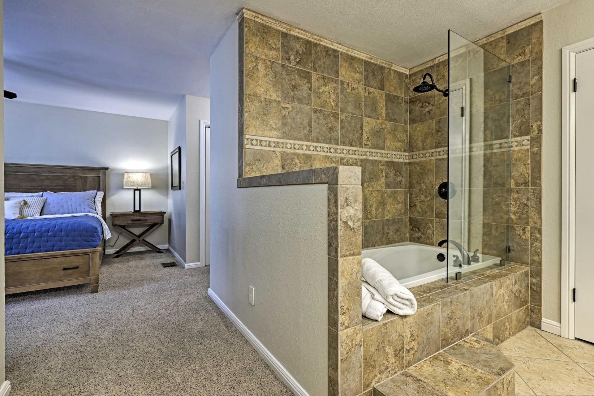 Modern Townhome with Patio, Next Door to Resort