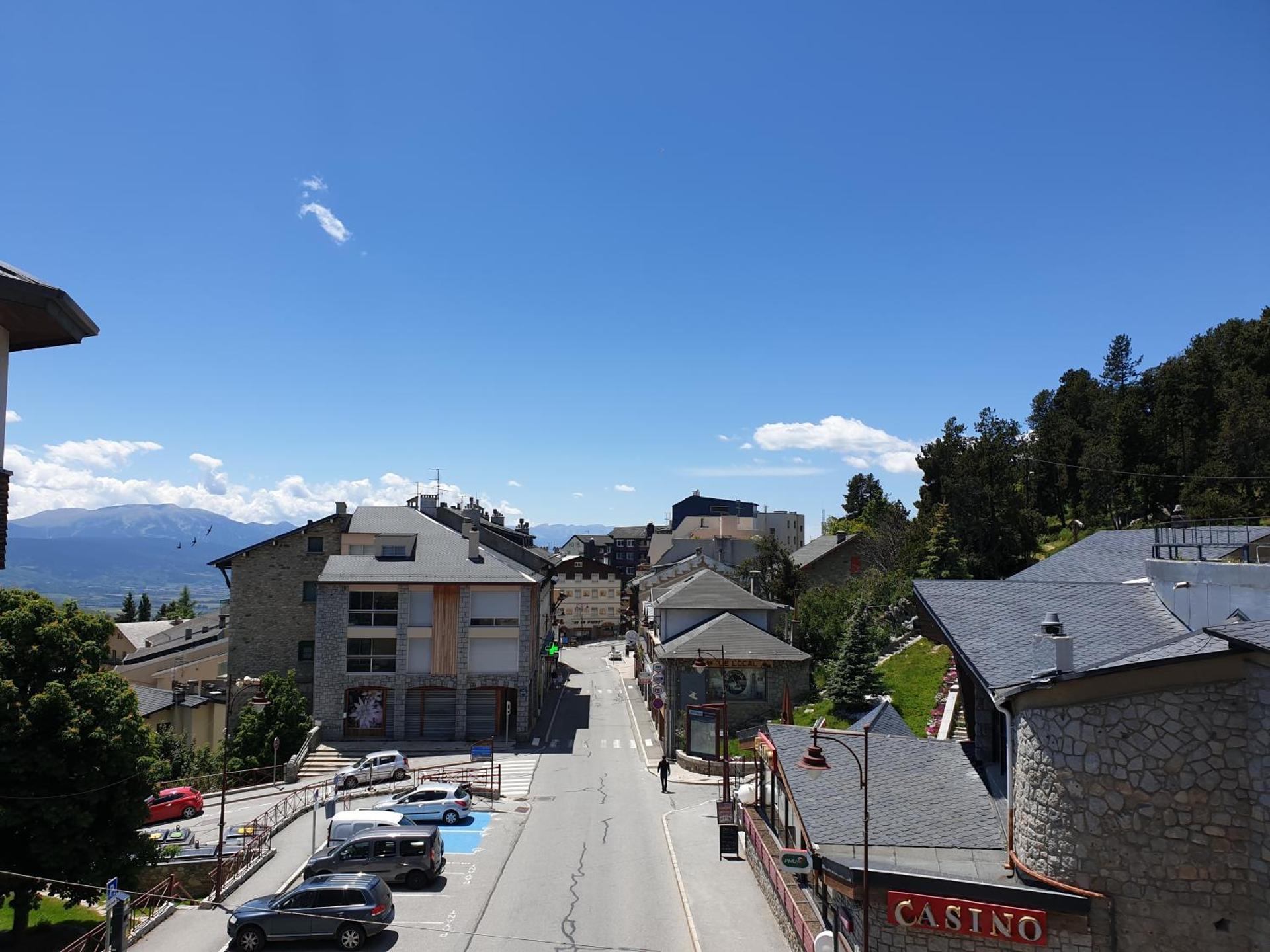 apt cosy, 4 pers, plein centre ville, parking offert