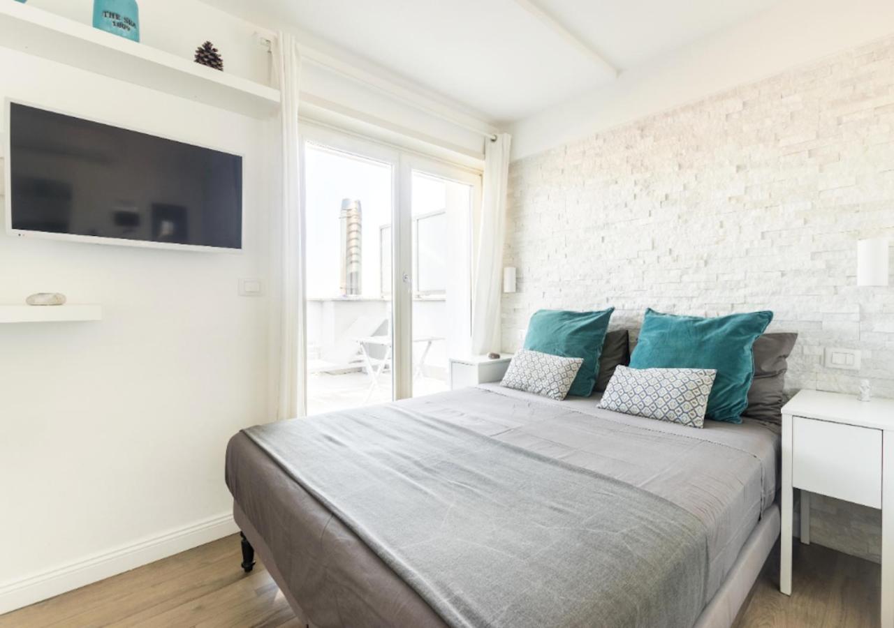 Terrace with Tiber View - Trastevere