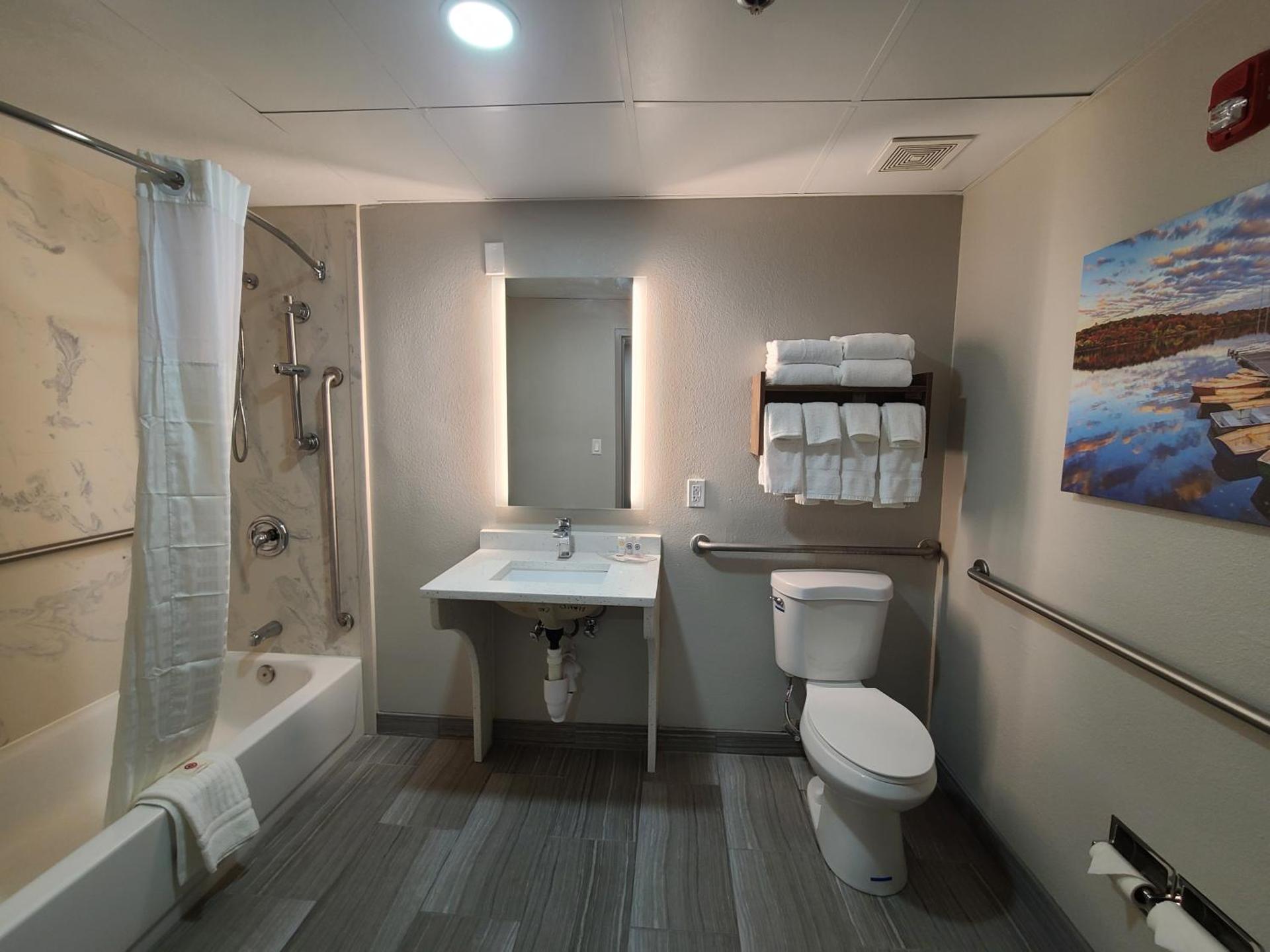 Comfort Inn Boston Milford