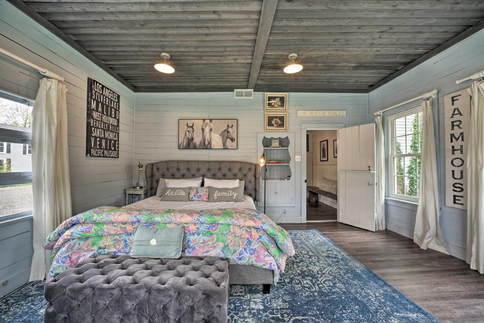 Romantic Country Apt by Lake Erie and Wineries!