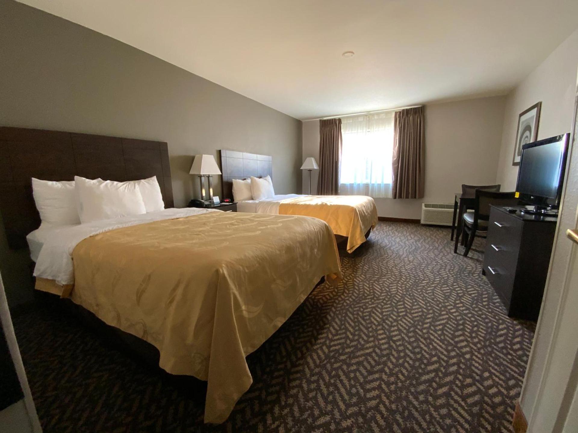 Quality Inn & Suites University-Airport