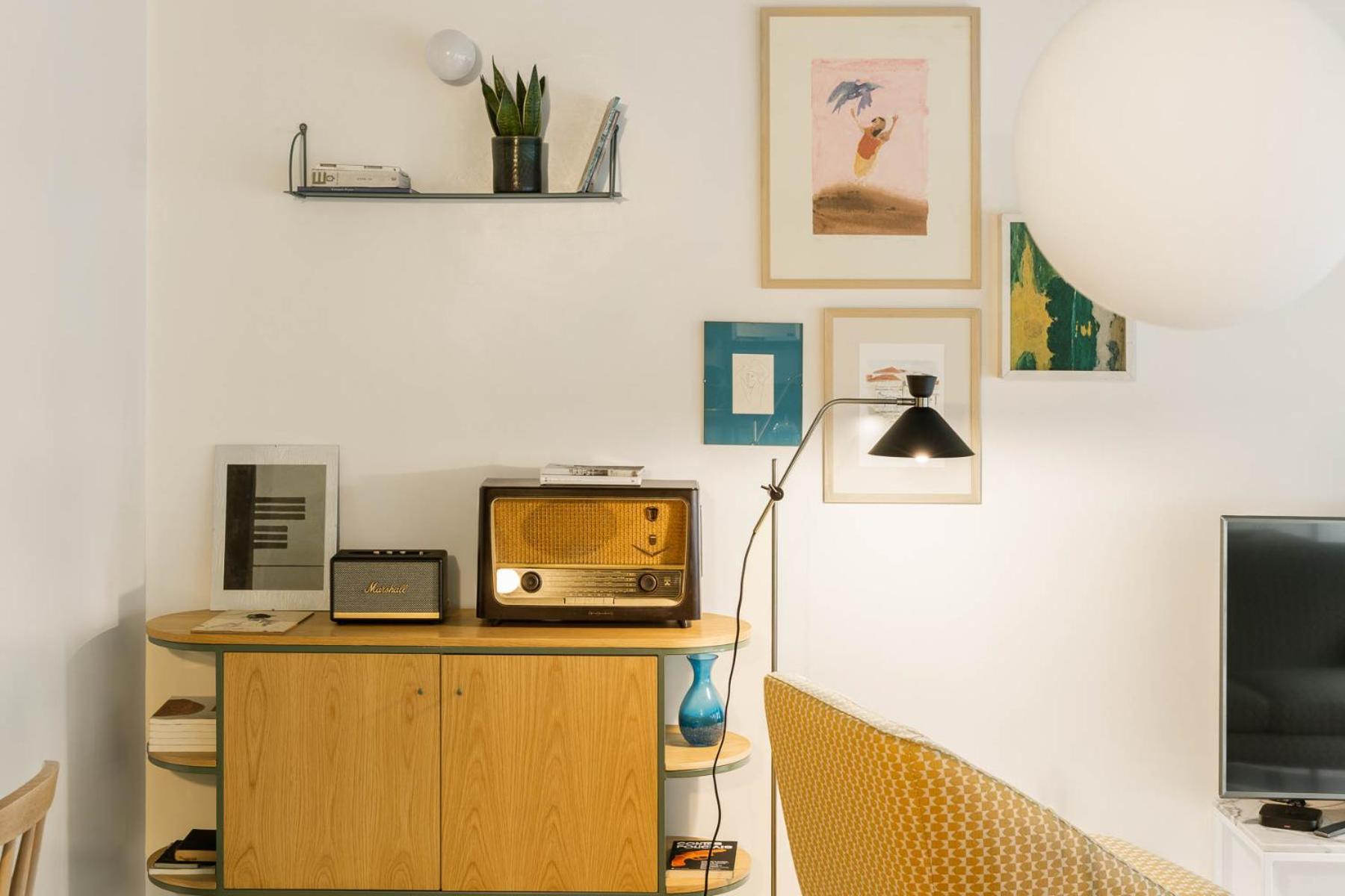 Communal lounge/ TV room