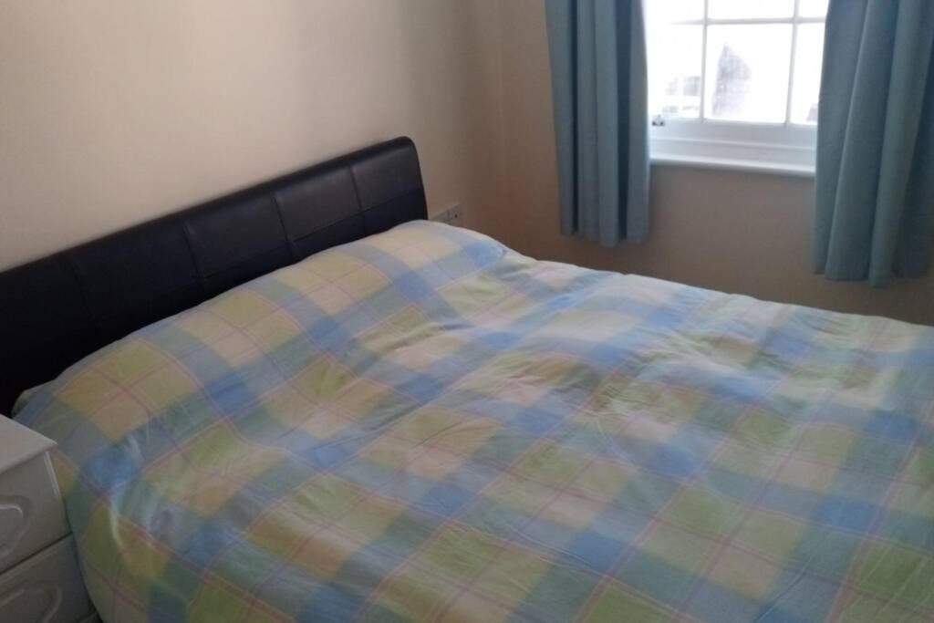 Amazing sea views ,brilliant location Apartment