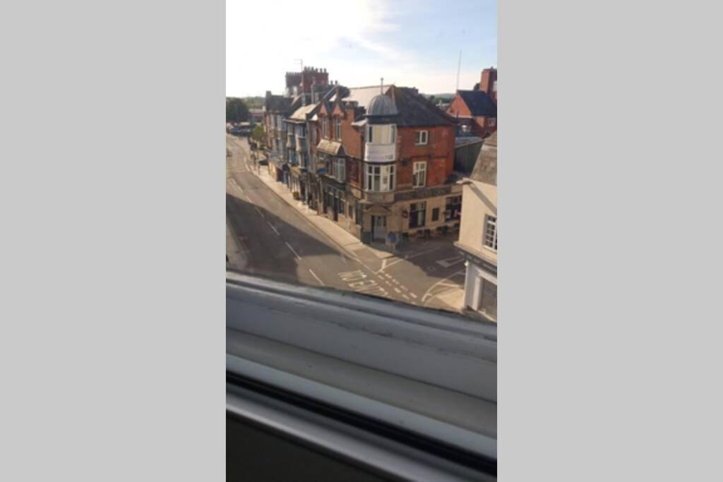 Amazing sea views ,brilliant location Apartment