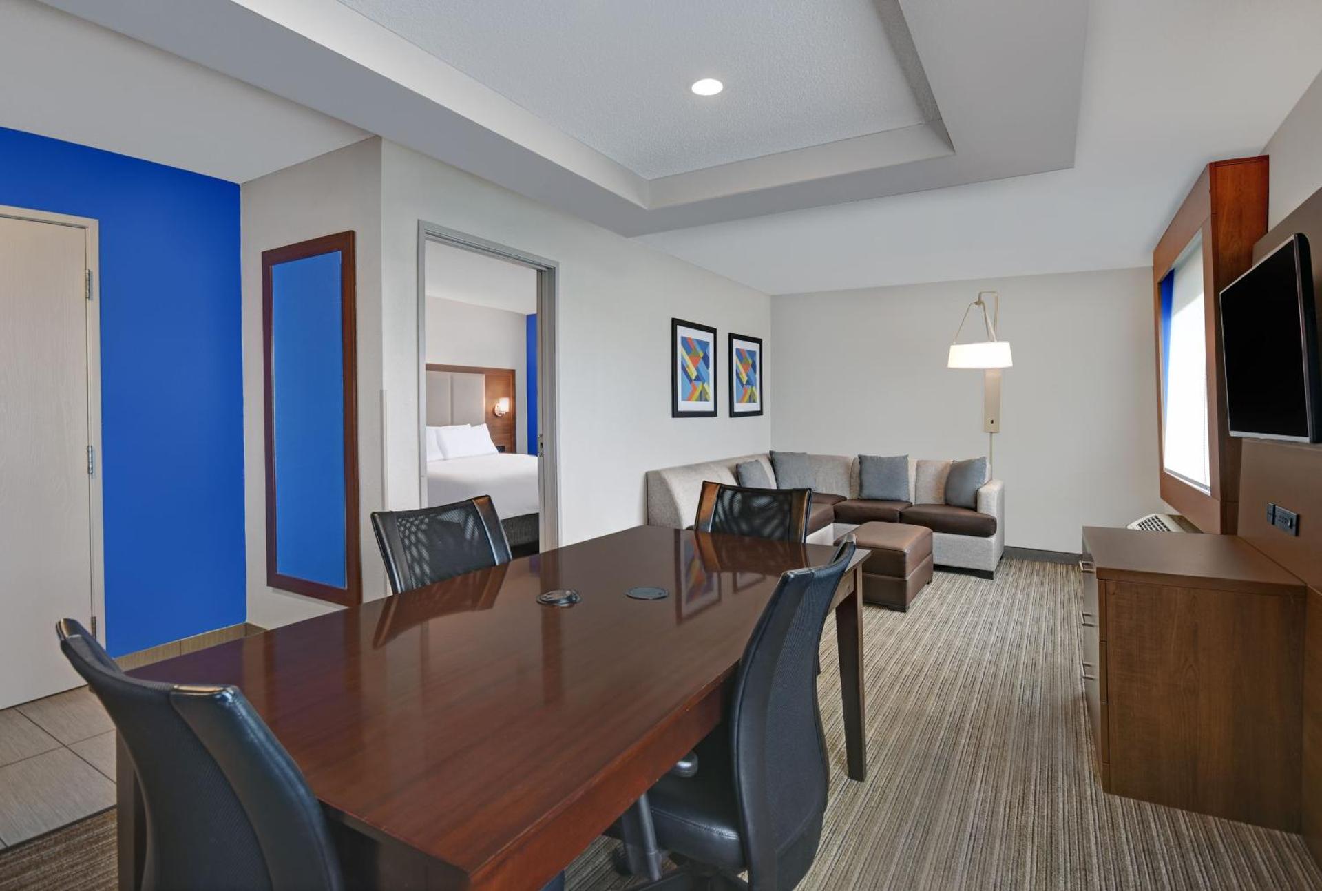 Photo of the whole room