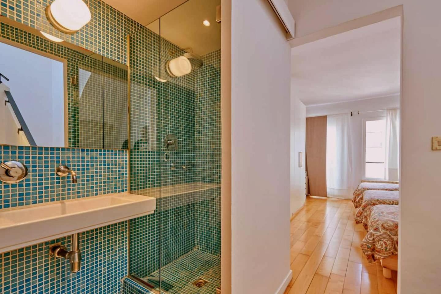 Casa de Pueblo junto Barcelona Centro