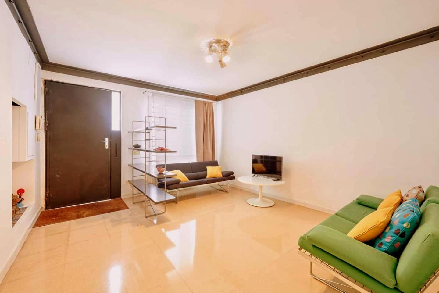 Casa de Pueblo junto Barcelona Centro