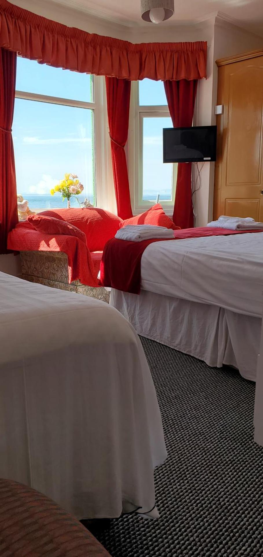 Family Room with Sea View (2 Adults + 1 Child up to 5 years old)  