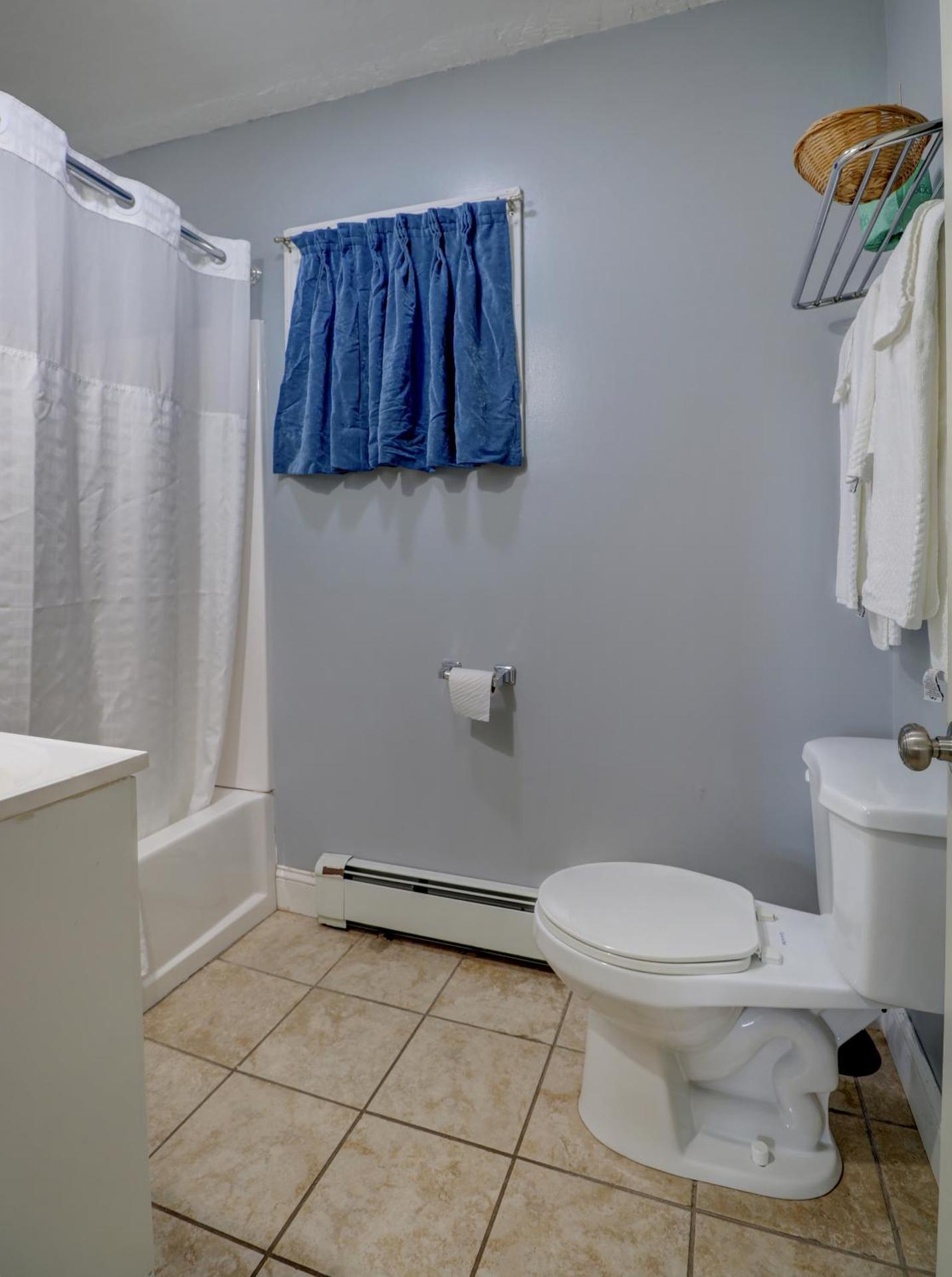 Standard Double Room with Bathtub