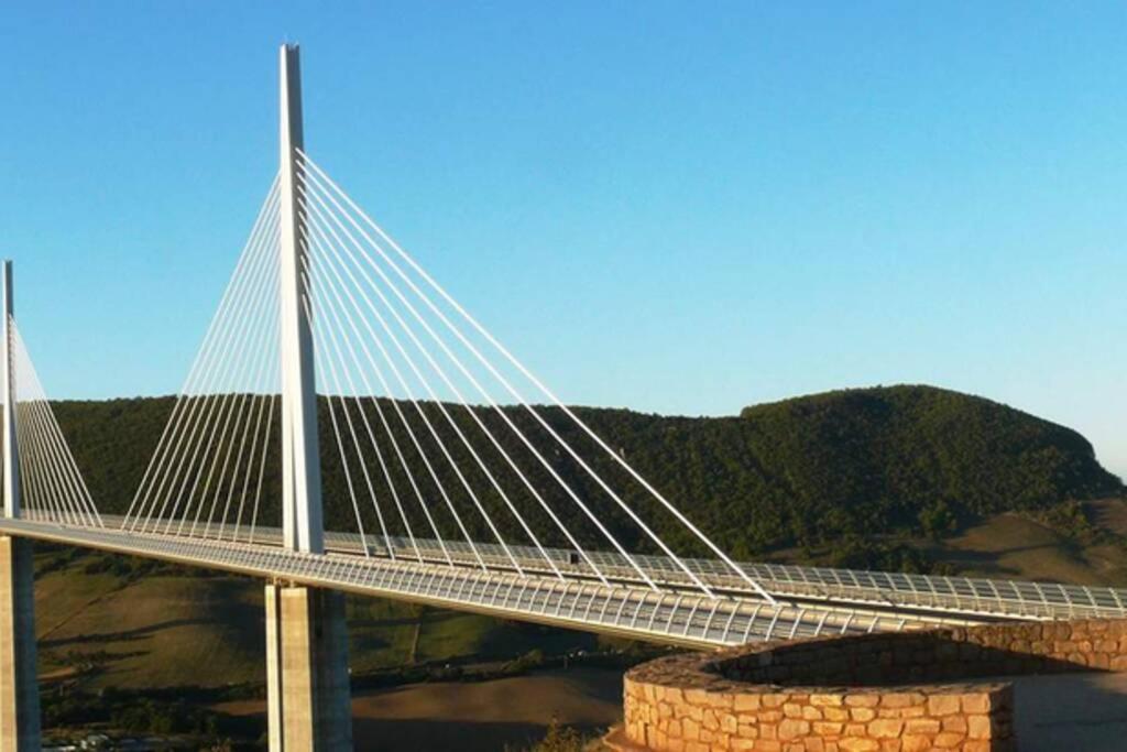 T 2 Dans village vacances 3 *** à Saint Geniez 2 piscines chauffée (43)