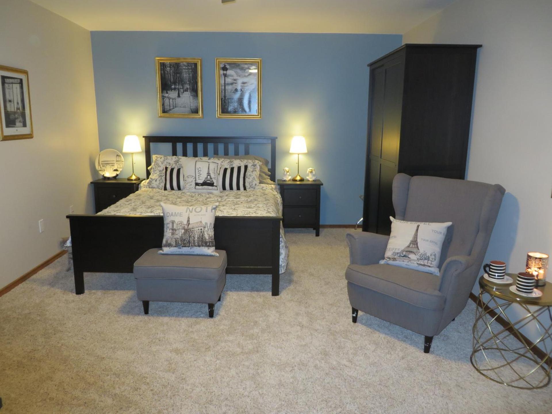 Queen Room with Balcony