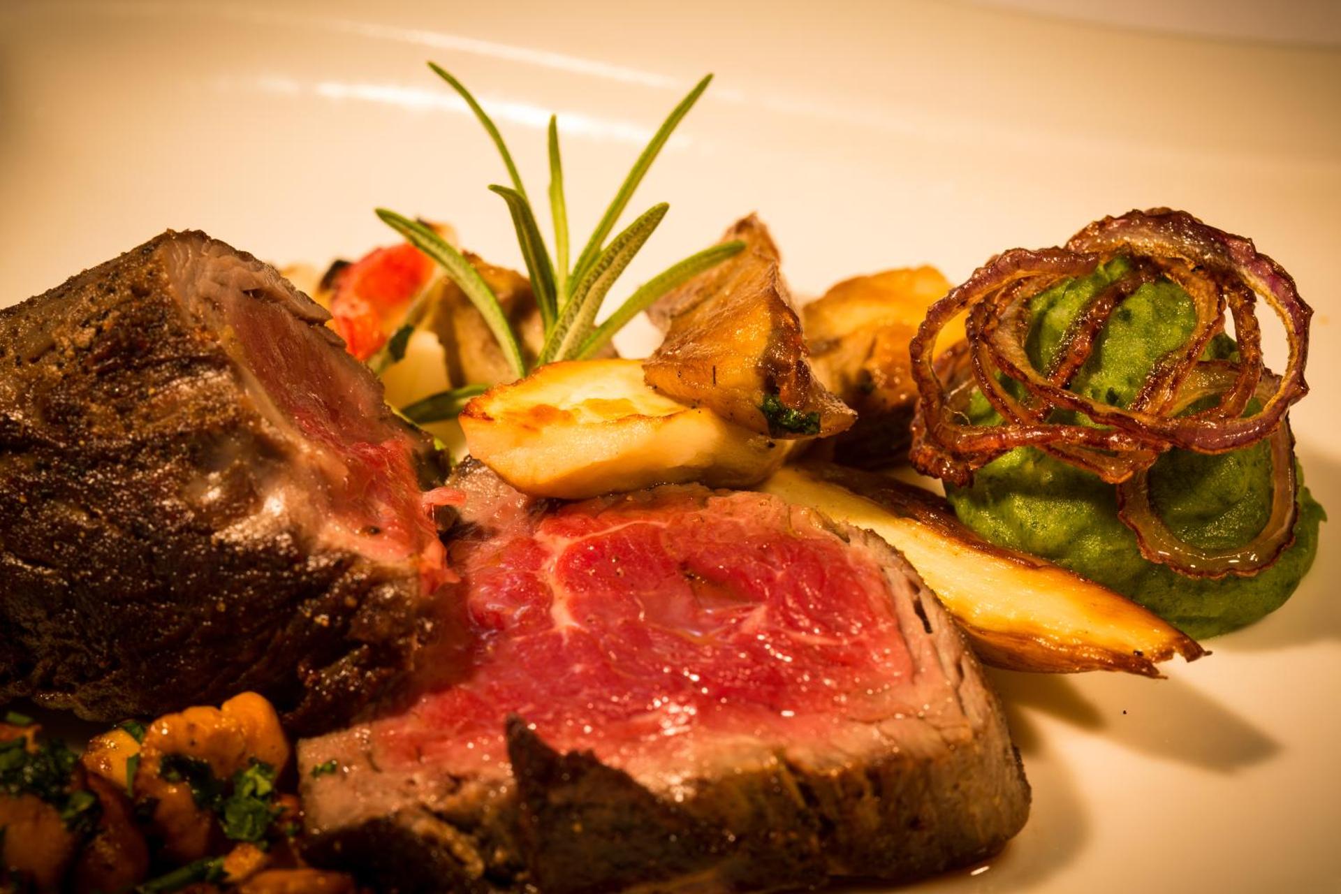 Restaurant/places to eat