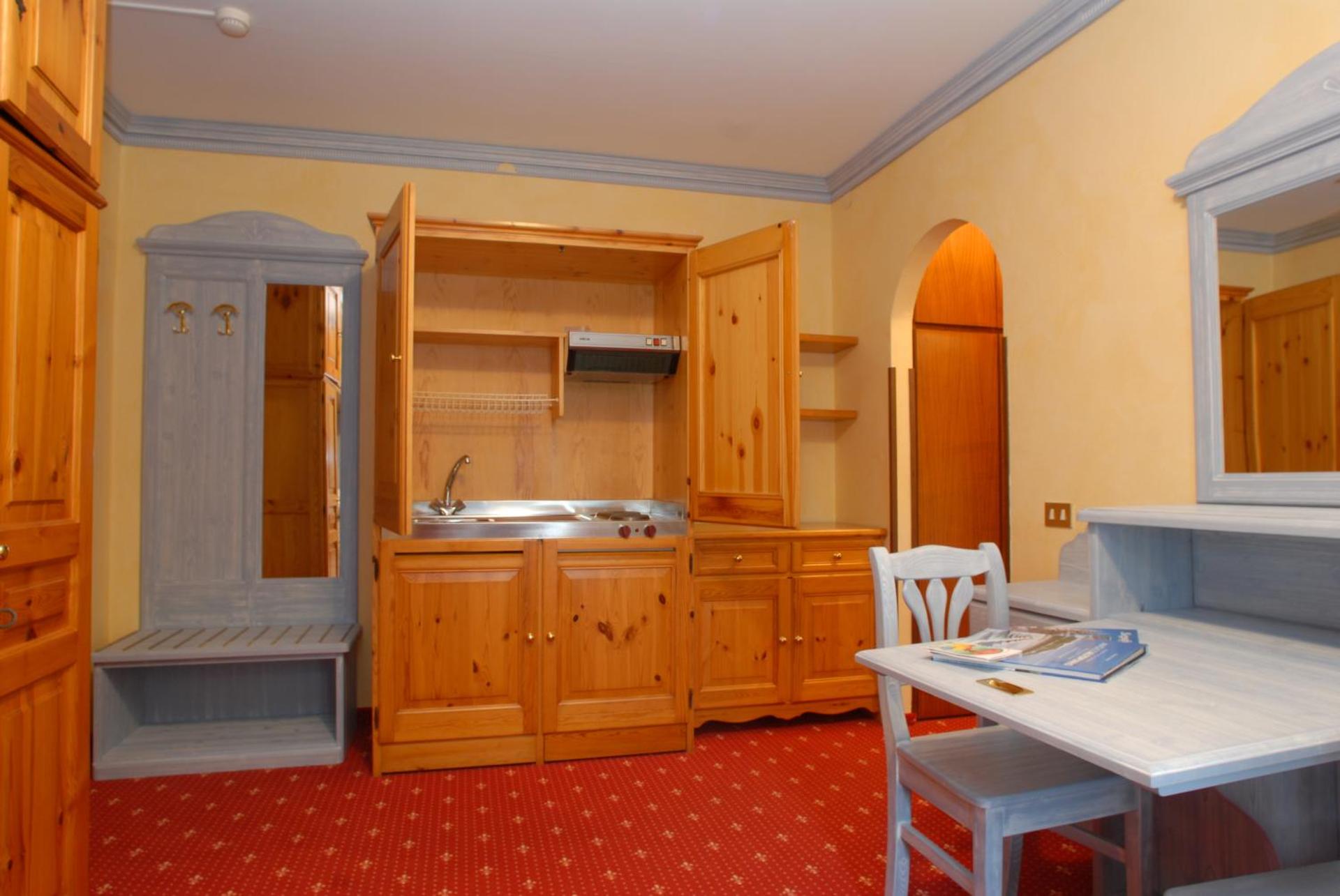 Family Suite with Shower