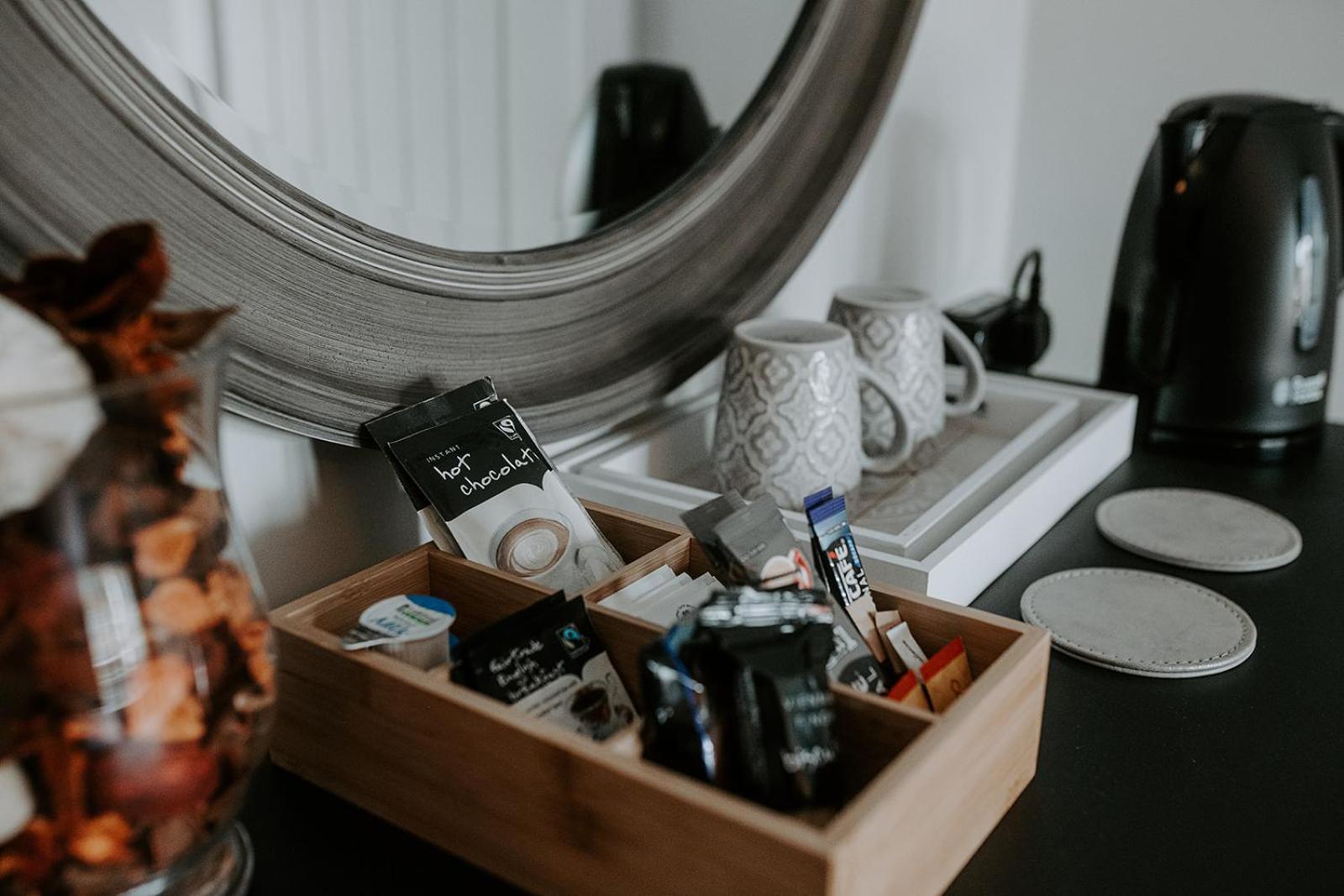 Coffee/tea facilities