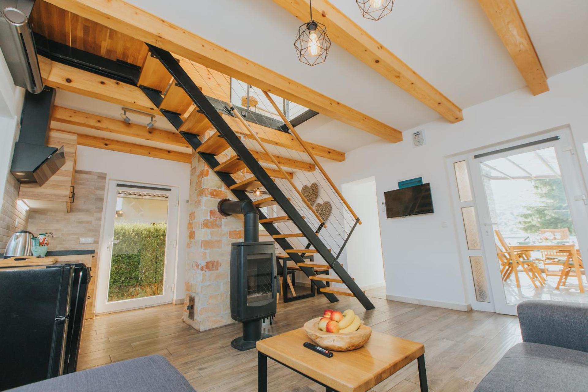 Vila Kosjenka on lake Sabljaci