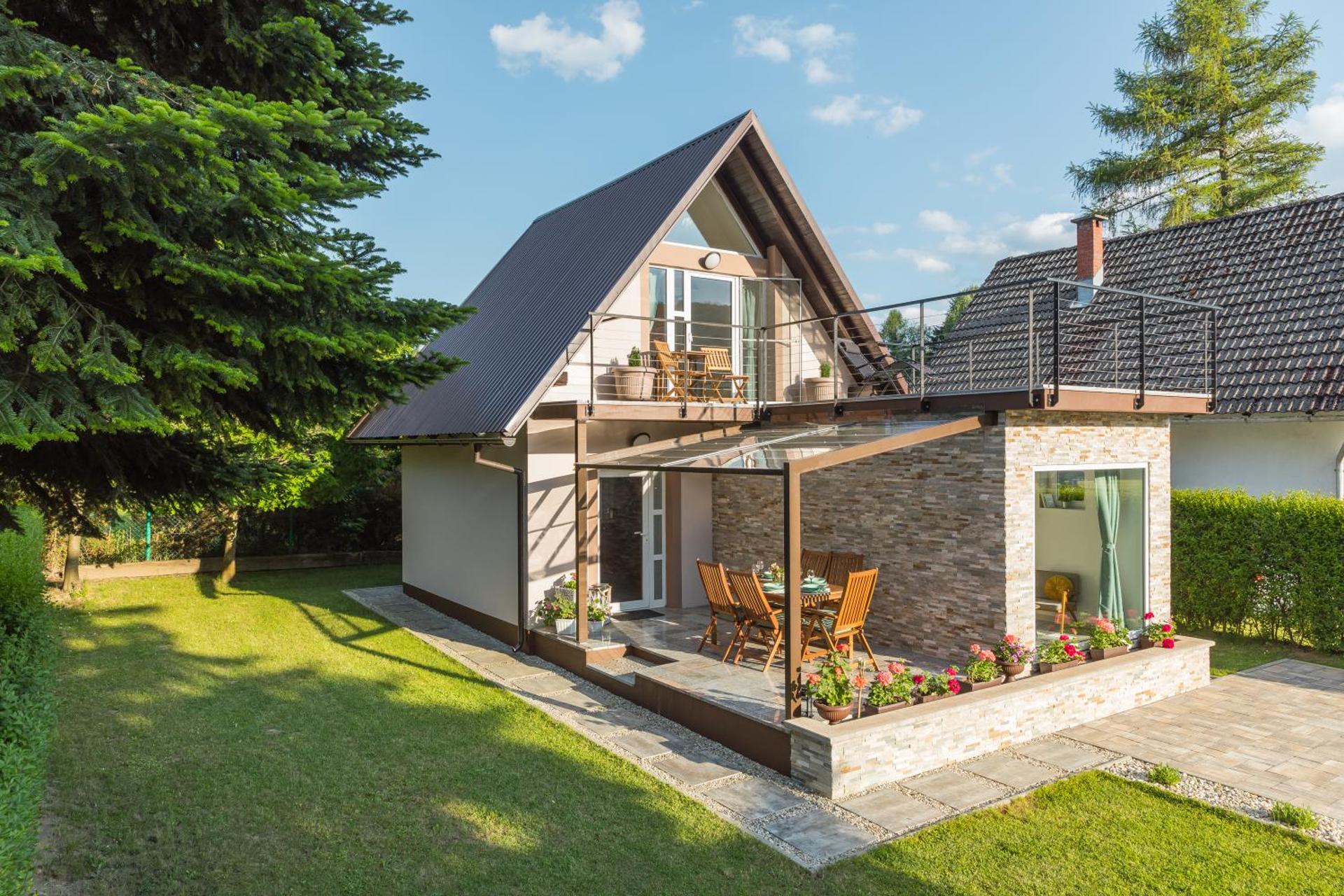 Vila Kosjenka on lake Sabljaci