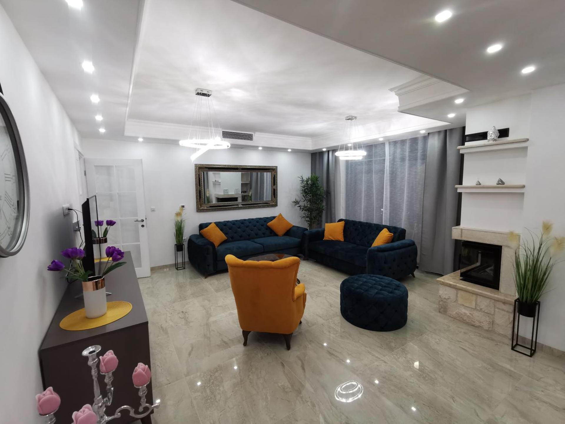 Luxury Villa Sara with Jacuzzi in Malinska