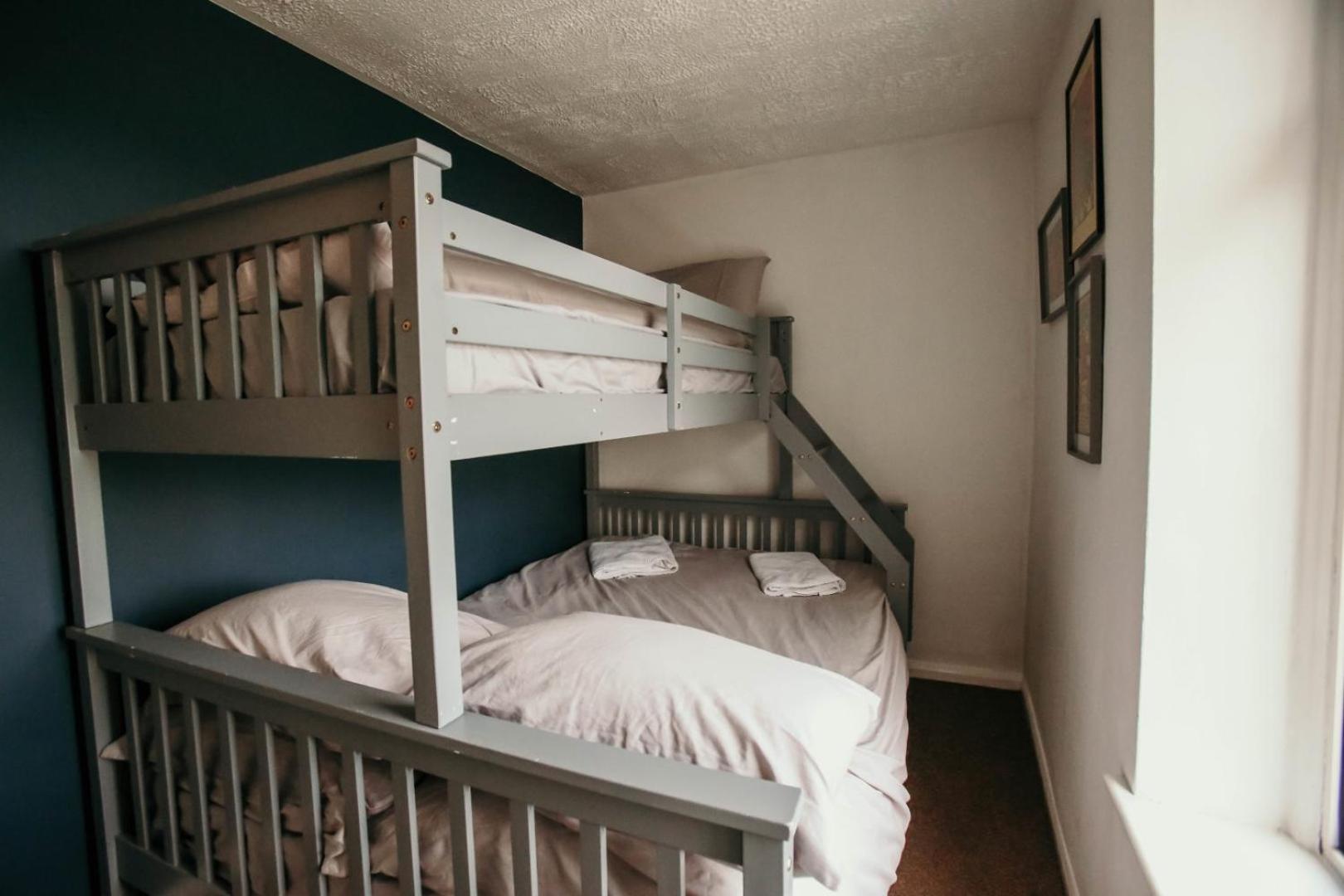 Quirky bohemian Lake District miners cottage- 6 bd