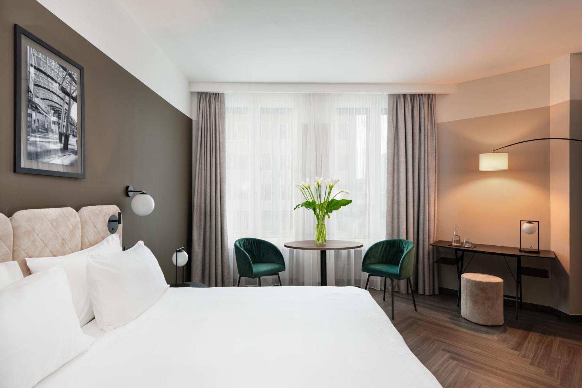 Photo of the whole room