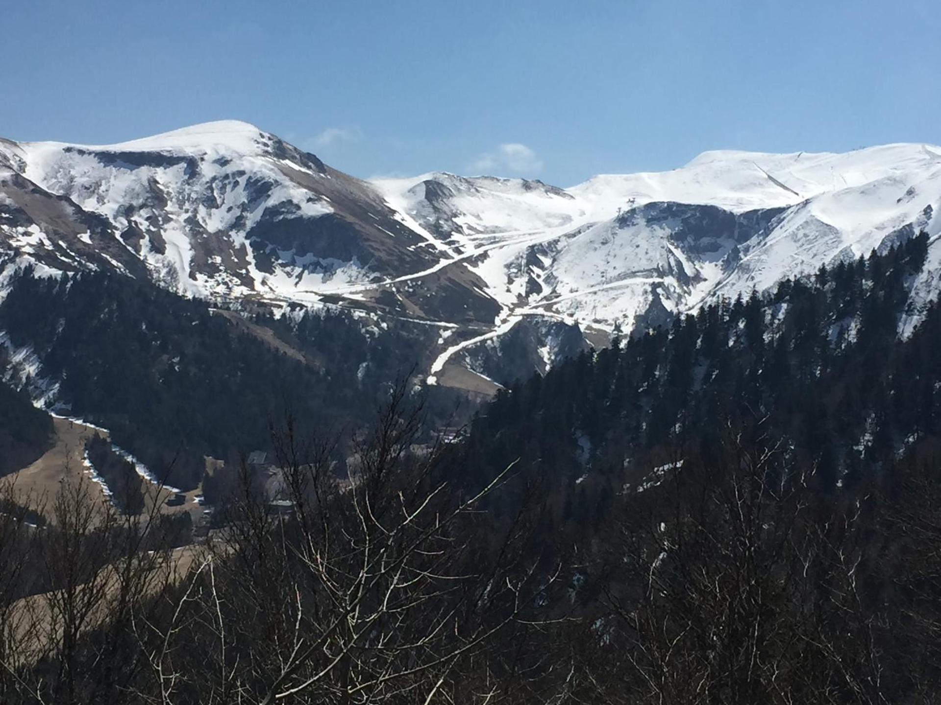 Studio rénové résidence privé proche de toutes commodités et loisirs, Place parking inclus