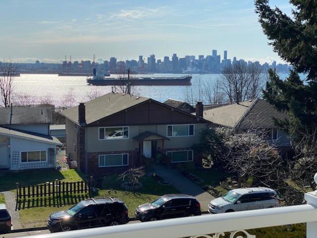 Ocean Breeze Executive Bed and Breakfast