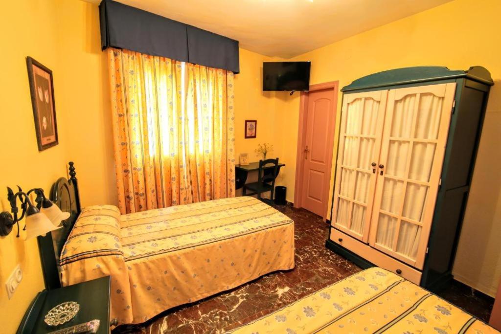 Apartamentos Turísticos La Fonda