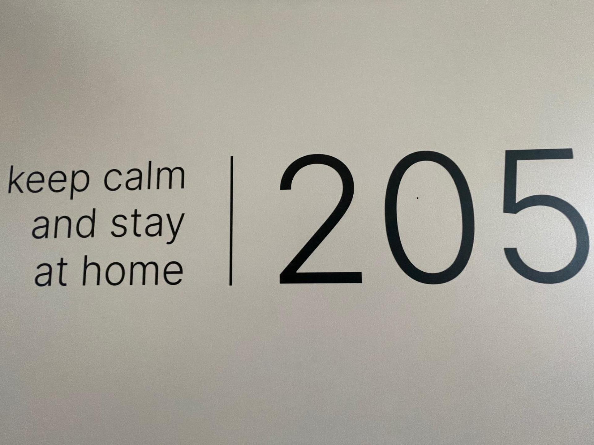 Hotel AT HOME - late arrival self check in