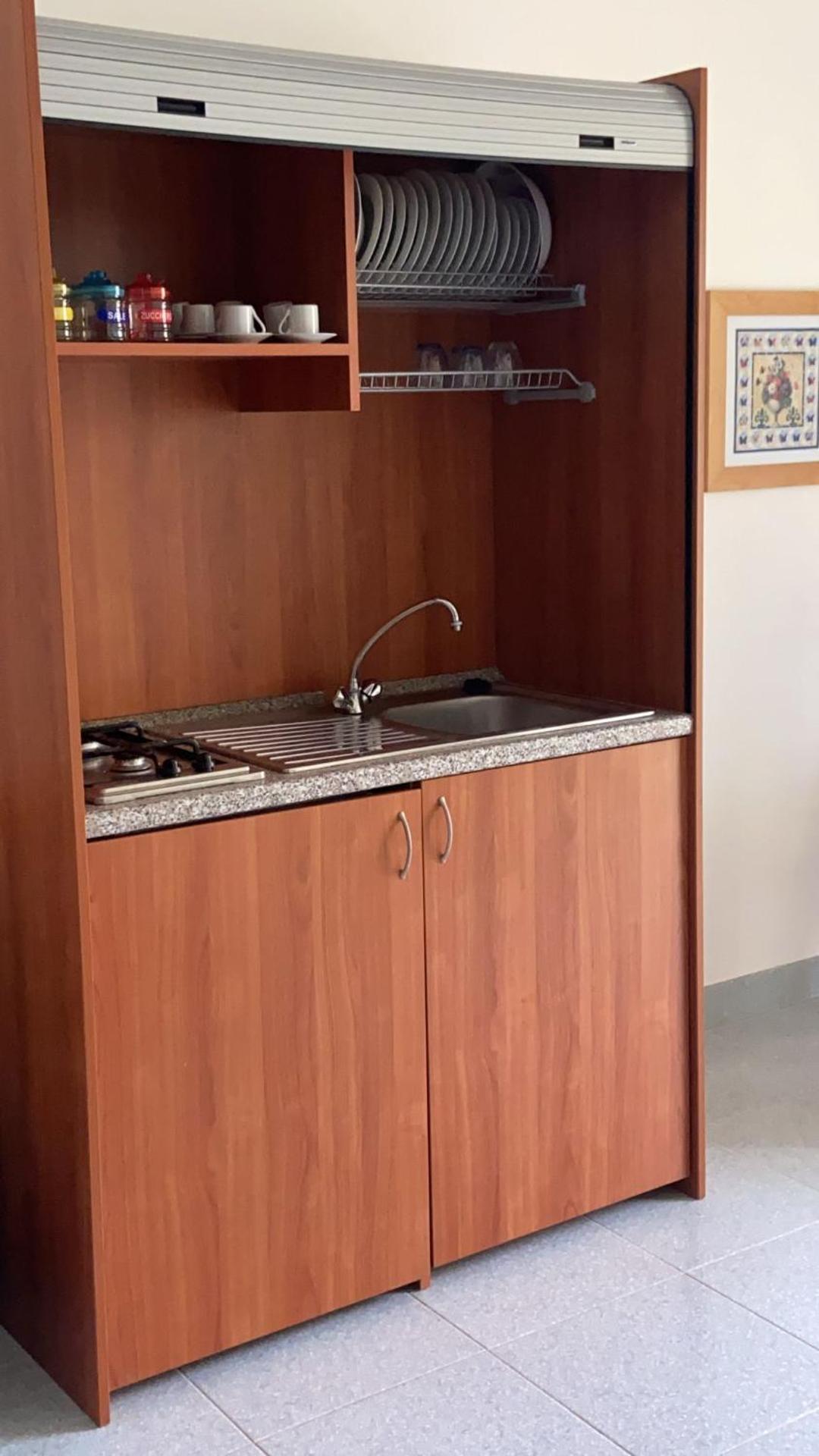 Kitchen or kitchenette