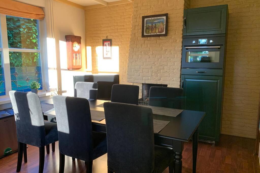 Karibu Het Voorhuis 2 tot 6 persoons luxe slaapkamers met een mooie woonkeuken