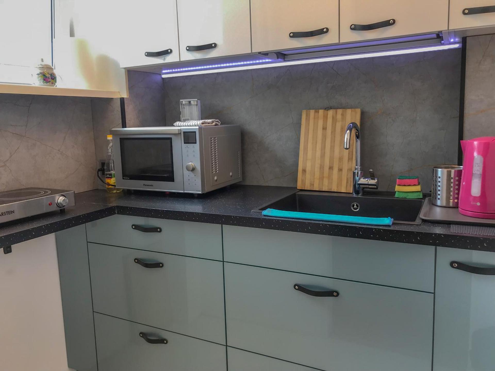 Kitchen or kitchenette