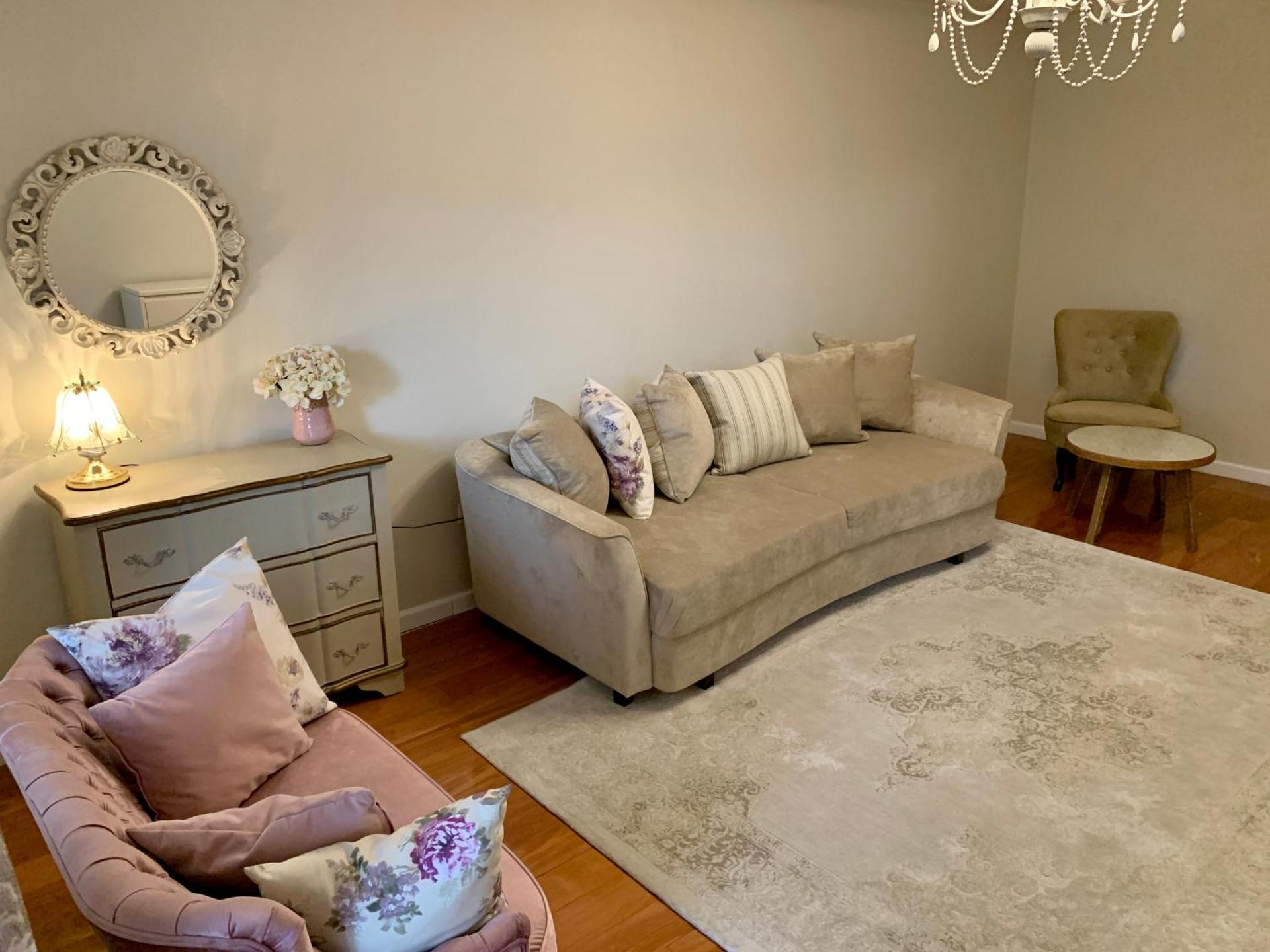 Central Luxury Apartment