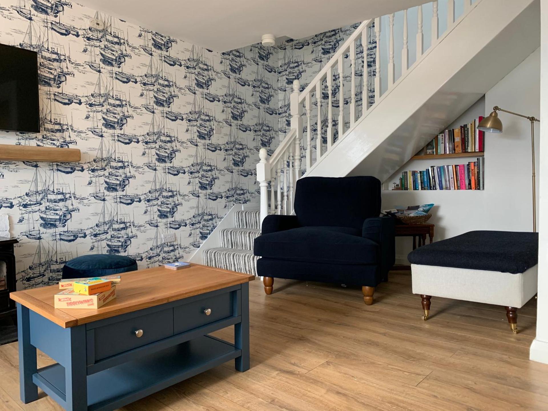 Communal lounge/ TV room