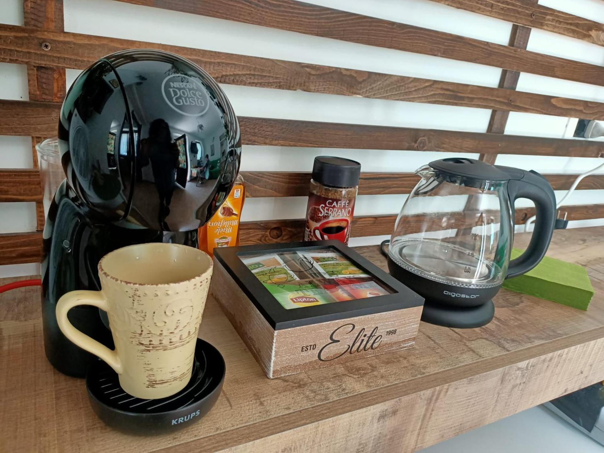 Coffee/tea facilities