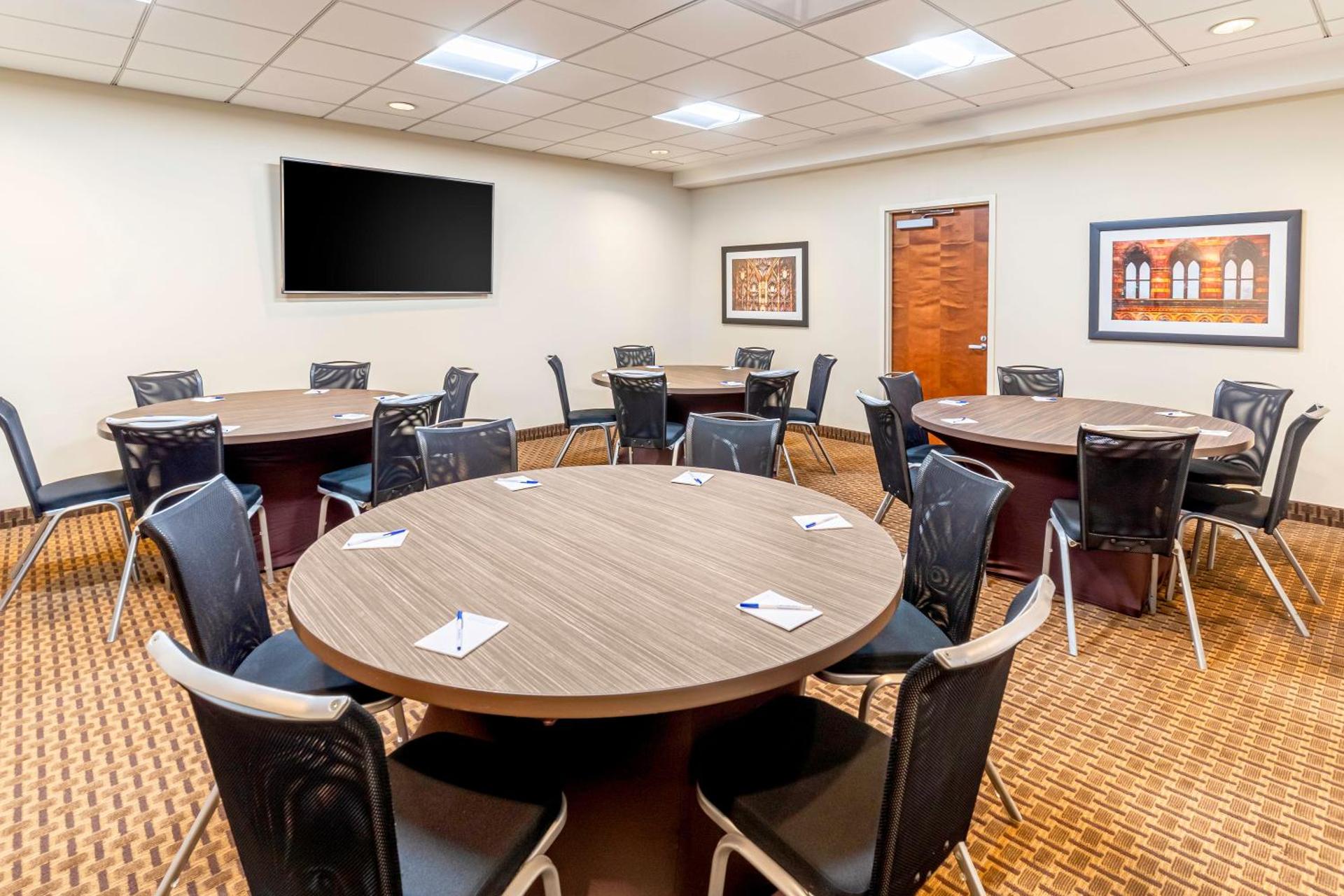 Meeting/conference room