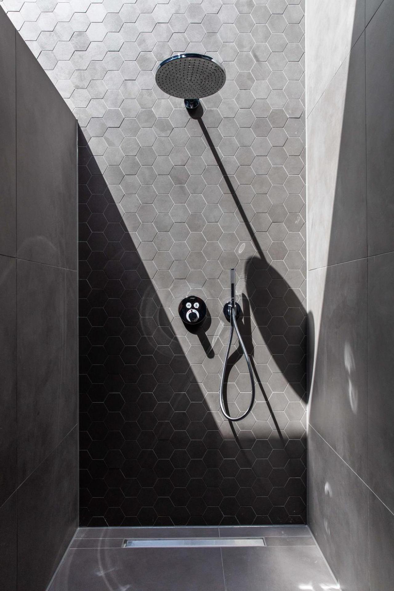 Apartment with Garden View