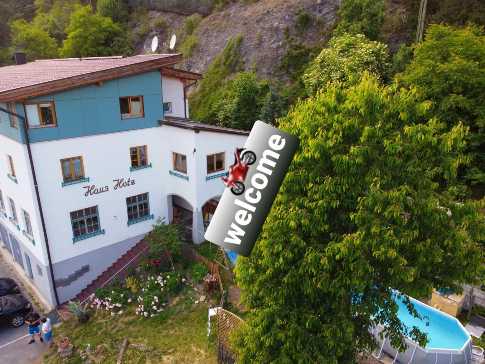 Haus Hotz