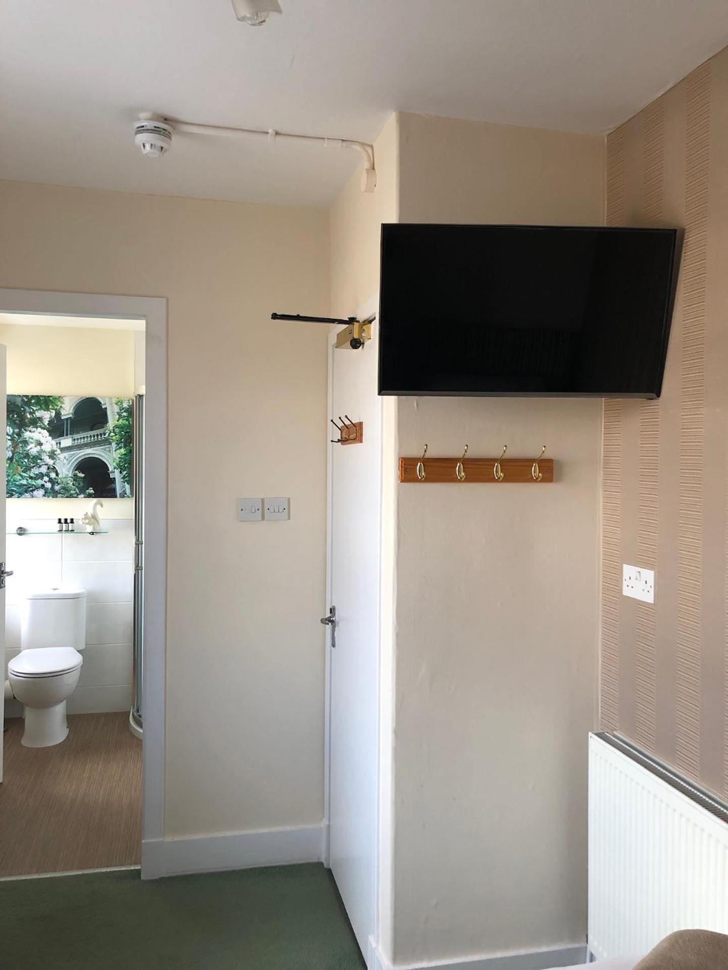 The Aberdeen Arms Hotel